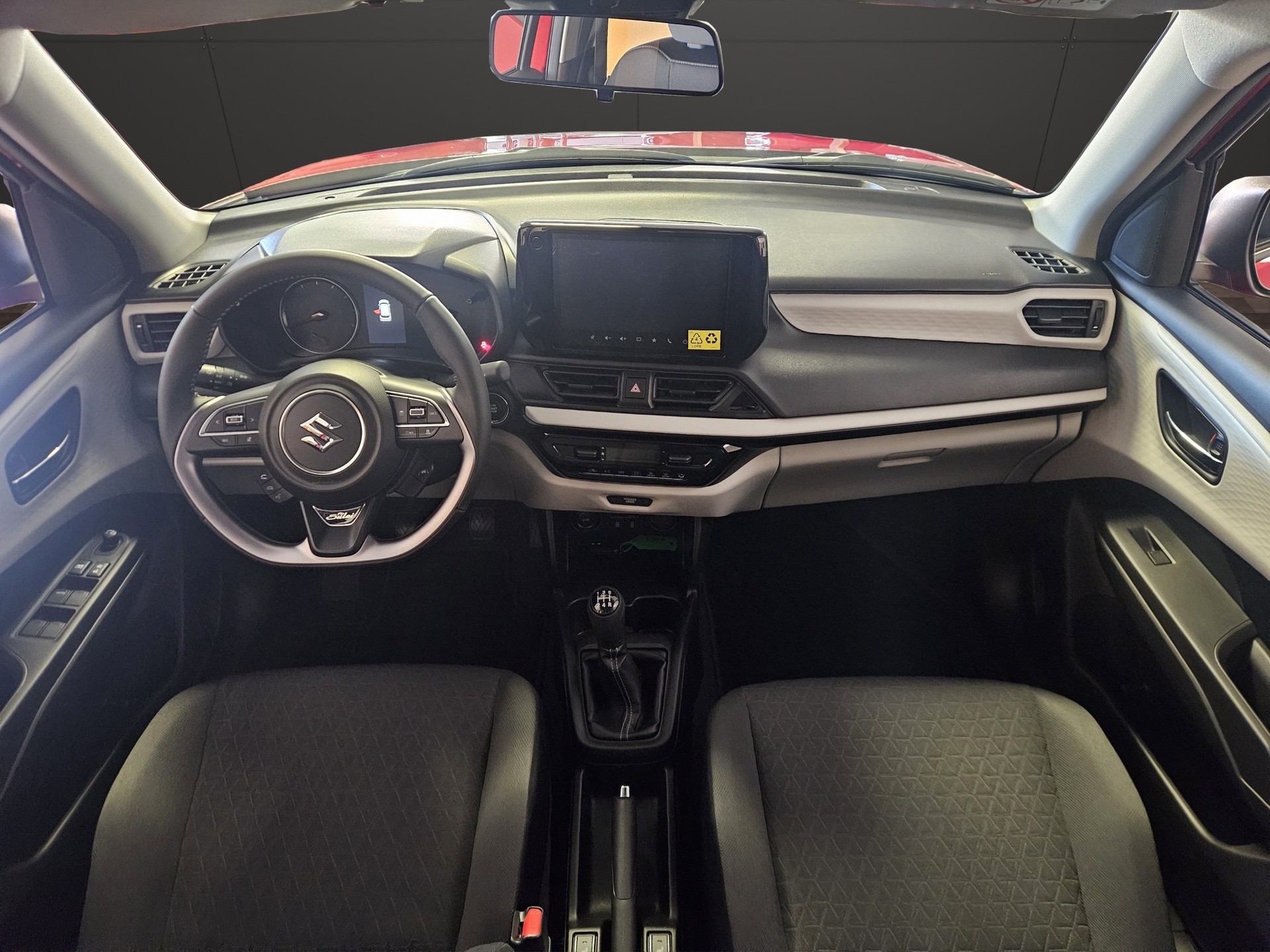 SUZUKI Swift 1.2 Piz Sulai Hybrid 4x4-image-4