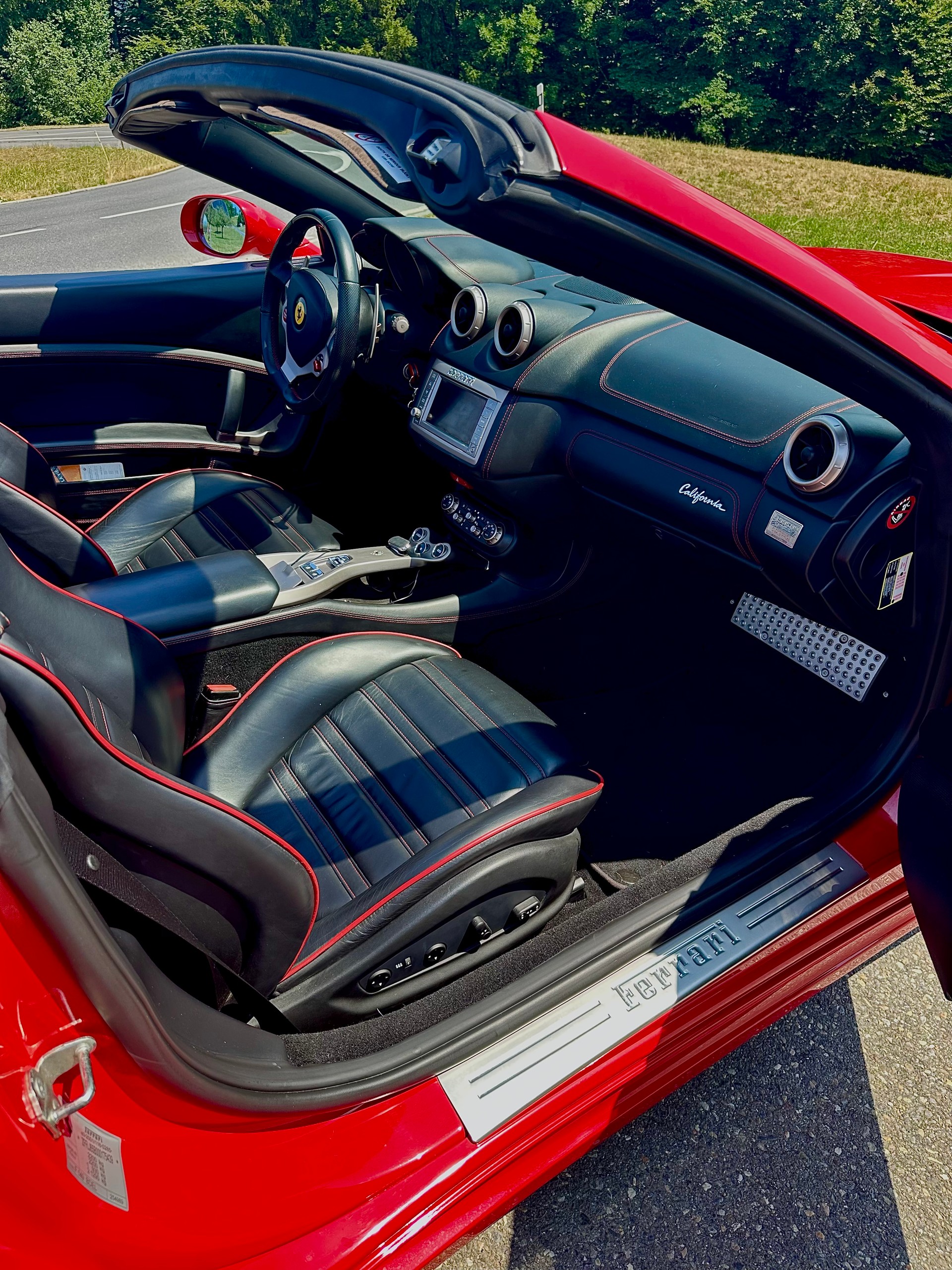FERRARI California - Letzter Sauger V8! Topzustand & Servicegepflegt - F1-GETRIEBE generalüberholt = BESSER ALS NEU! (CHF 15'000-)-image-9