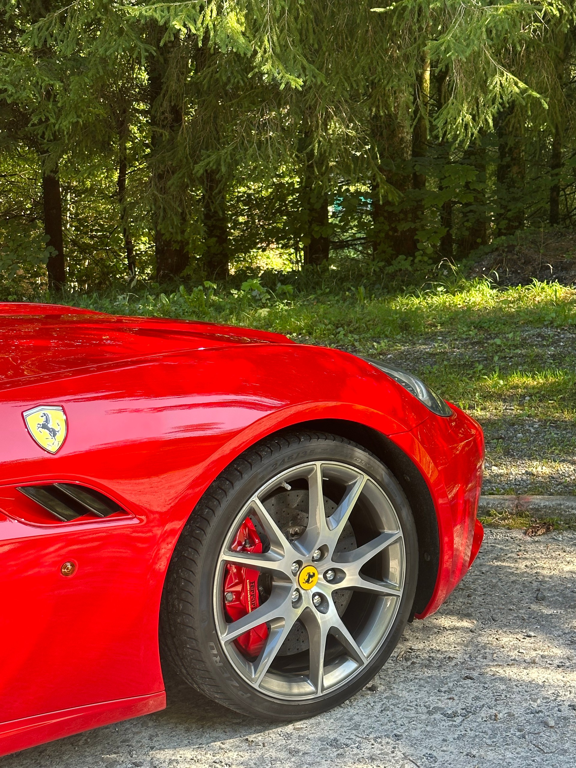 FERRARI California - Letzter Sauger V8! Topzustand & Servicegepflegt - F1-GETRIEBE generalüberholt = BESSER ALS NEU! (CHF 15'000-)-image-4