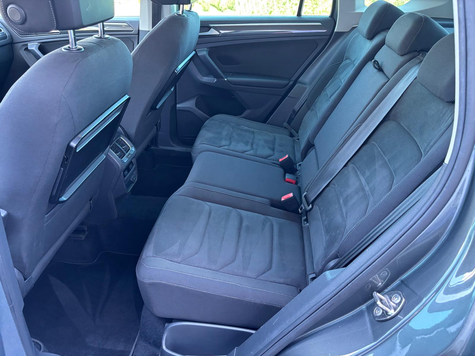 VW Tiguan 2.0TSI Comfortline 4Motion-image-10
