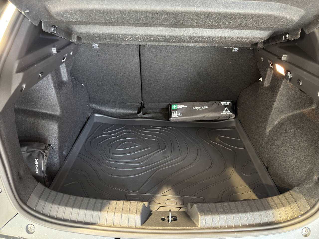 DACIA Duster 1.2 Hybrid Extreme 4WD-image-6