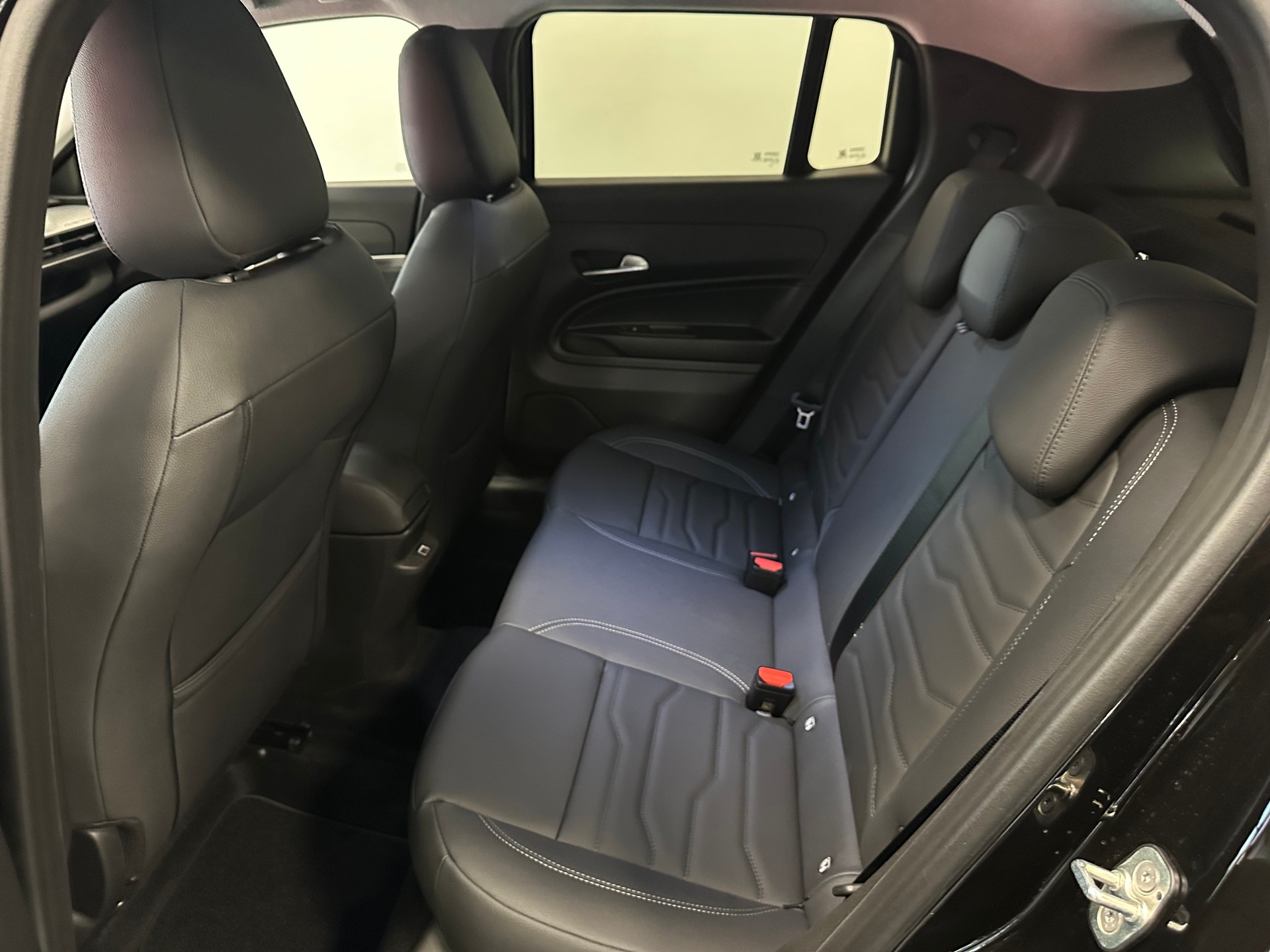 JEEP Avenger 54kWh Summit-image-13