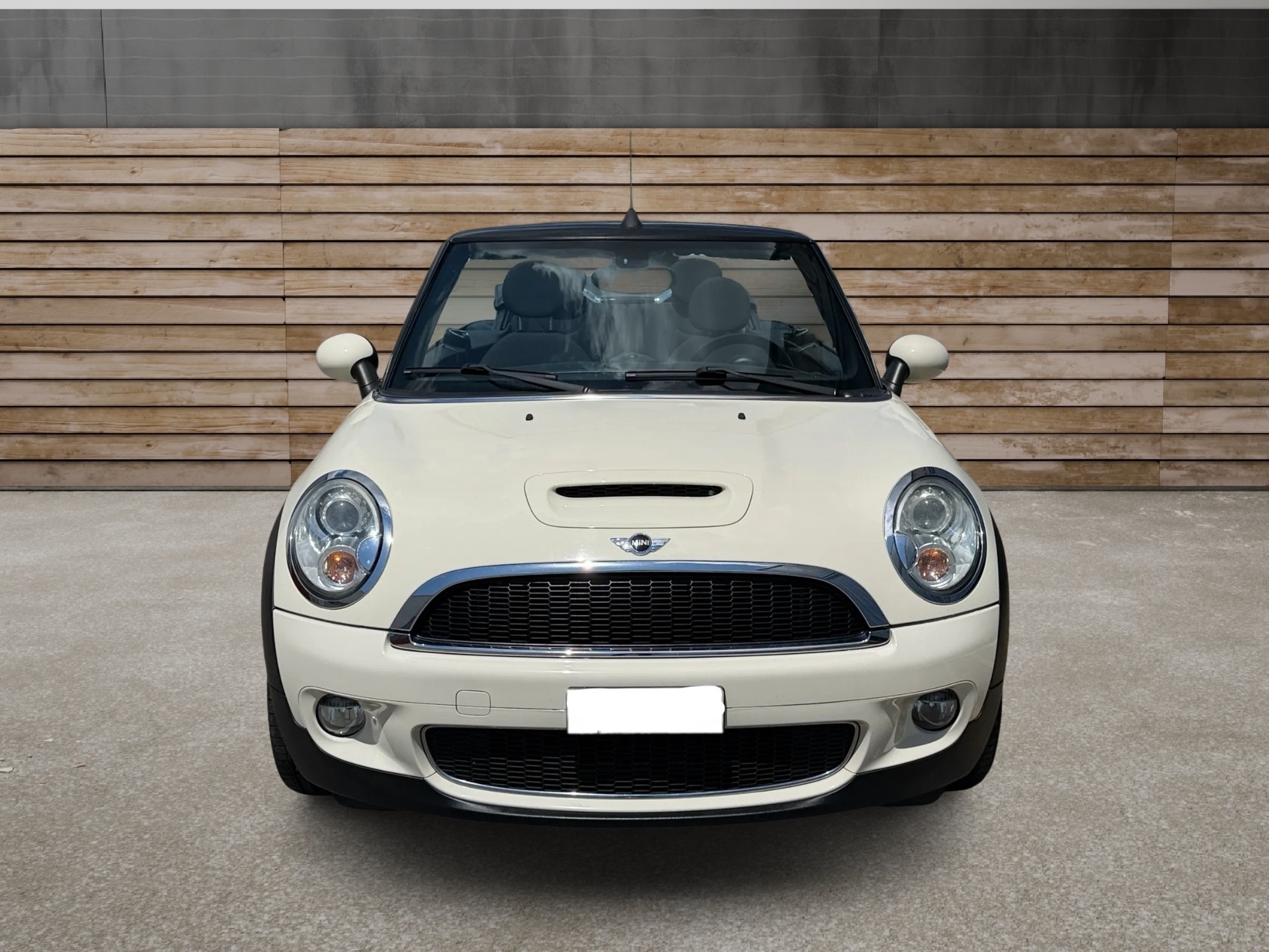 MINI Cooper S Cabriolet-image-1