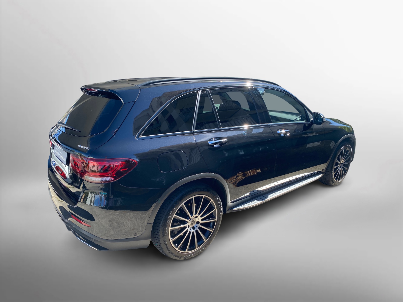 MERCEDES-BENZ GLC 300 AMG Line 4Matic 9G-Tronic-image-9