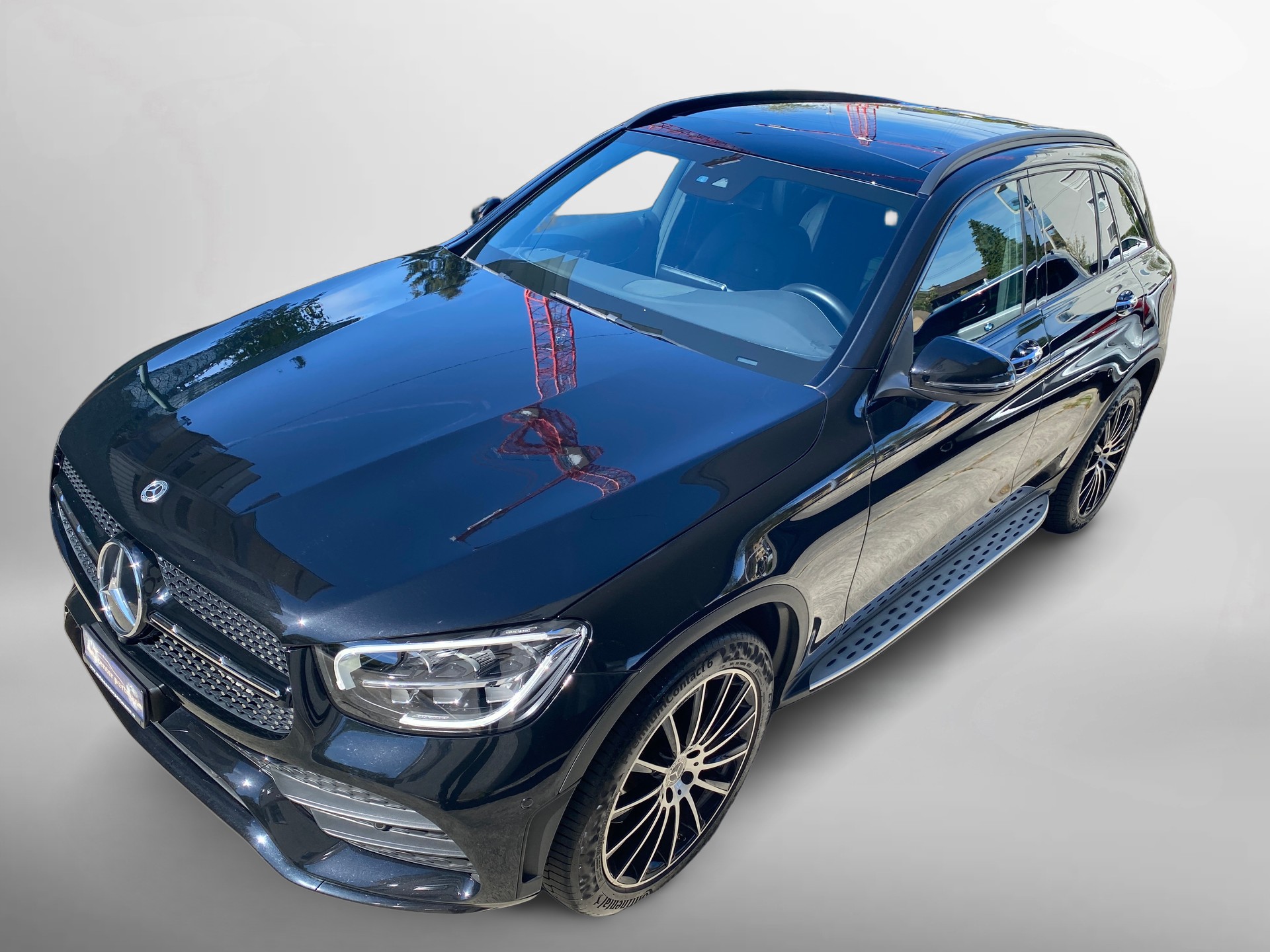 MERCEDES-BENZ GLC 300 AMG Line 4Matic 9G-Tronic-image-4