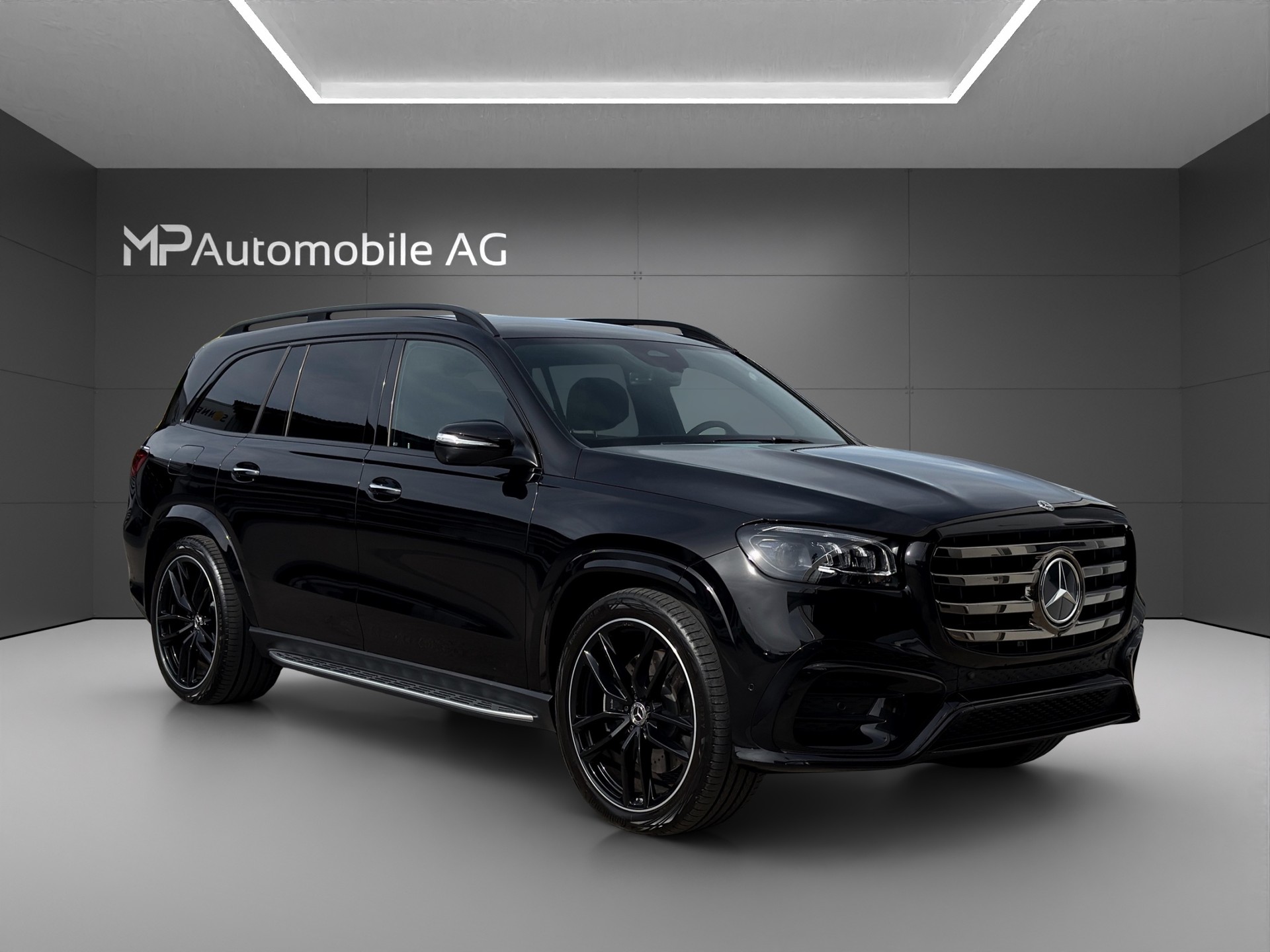 MERCEDES-BENZ GLS 450 d 4Matic 9G-Tronic AMG Line-showroom-element-1