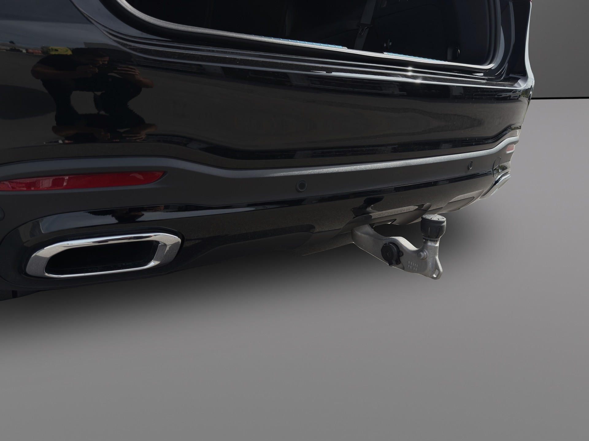 MERCEDES-BENZ GLS 450 d 4Matic 9G-Tronic AMG Line-image-16