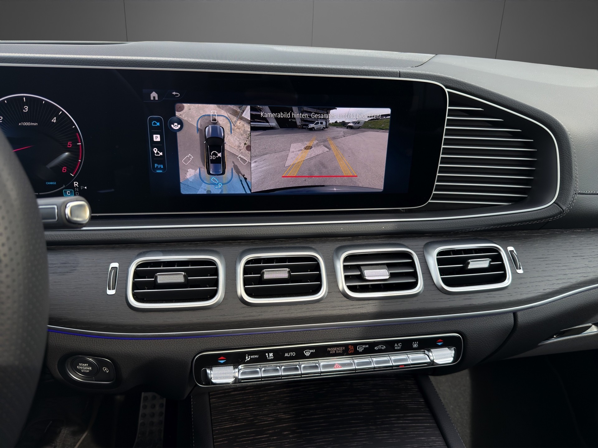 MERCEDES-BENZ GLS 450 d 4Matic 9G-Tronic AMG Line-image-17