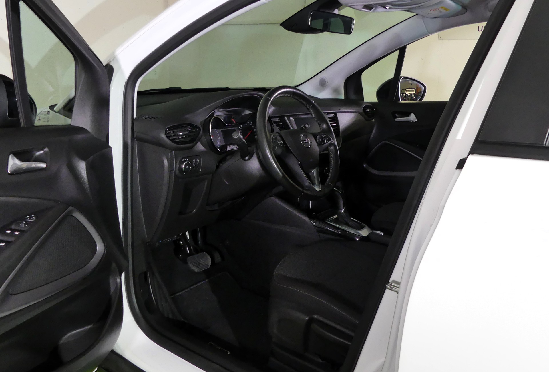OPEL Crossland 1.2i Edition Automat-image-8