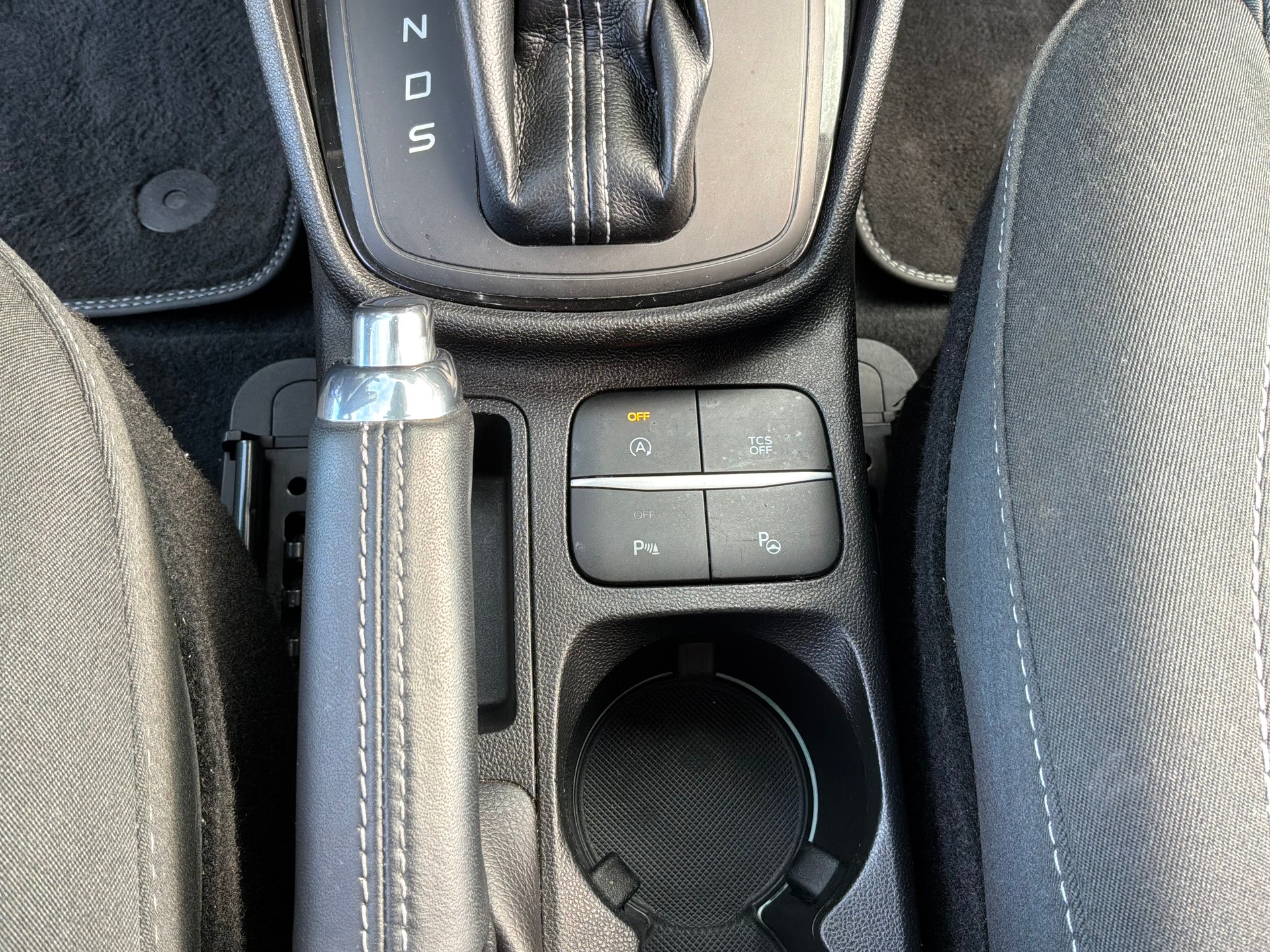 FORD Fiesta 1.0 SCTi Automat Top Angebot-image-7