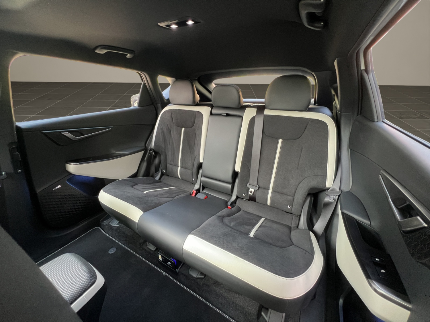 KIA EV6 84 kWh GT-Line 4x4-image-17
