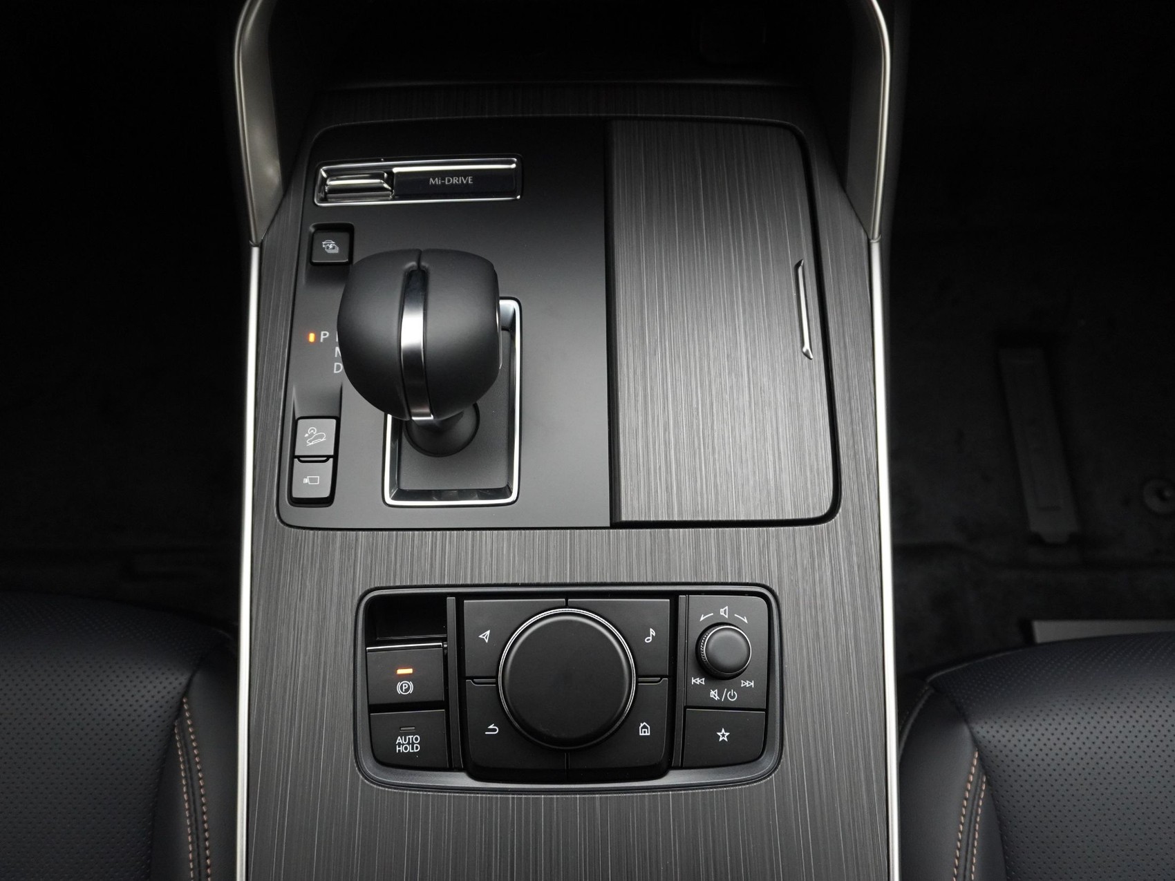 MAZDA CX-80 2.5 PHEV Homura Plus-image-20