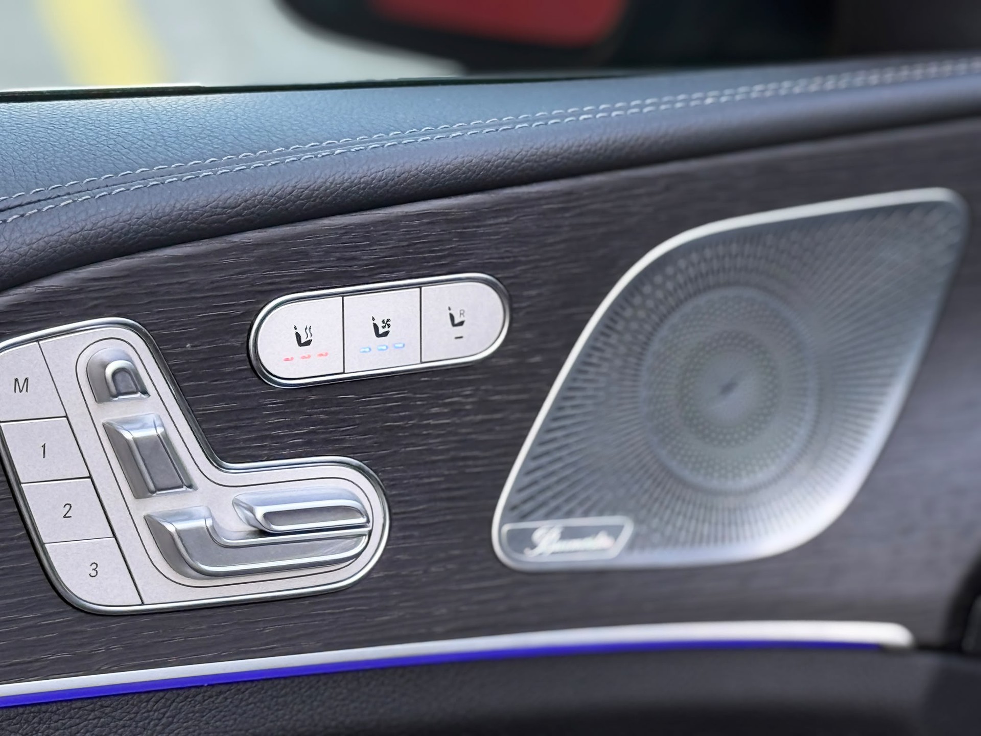 MERCEDES-BENZ GLE 450 d AMG Line 4matic-image-8