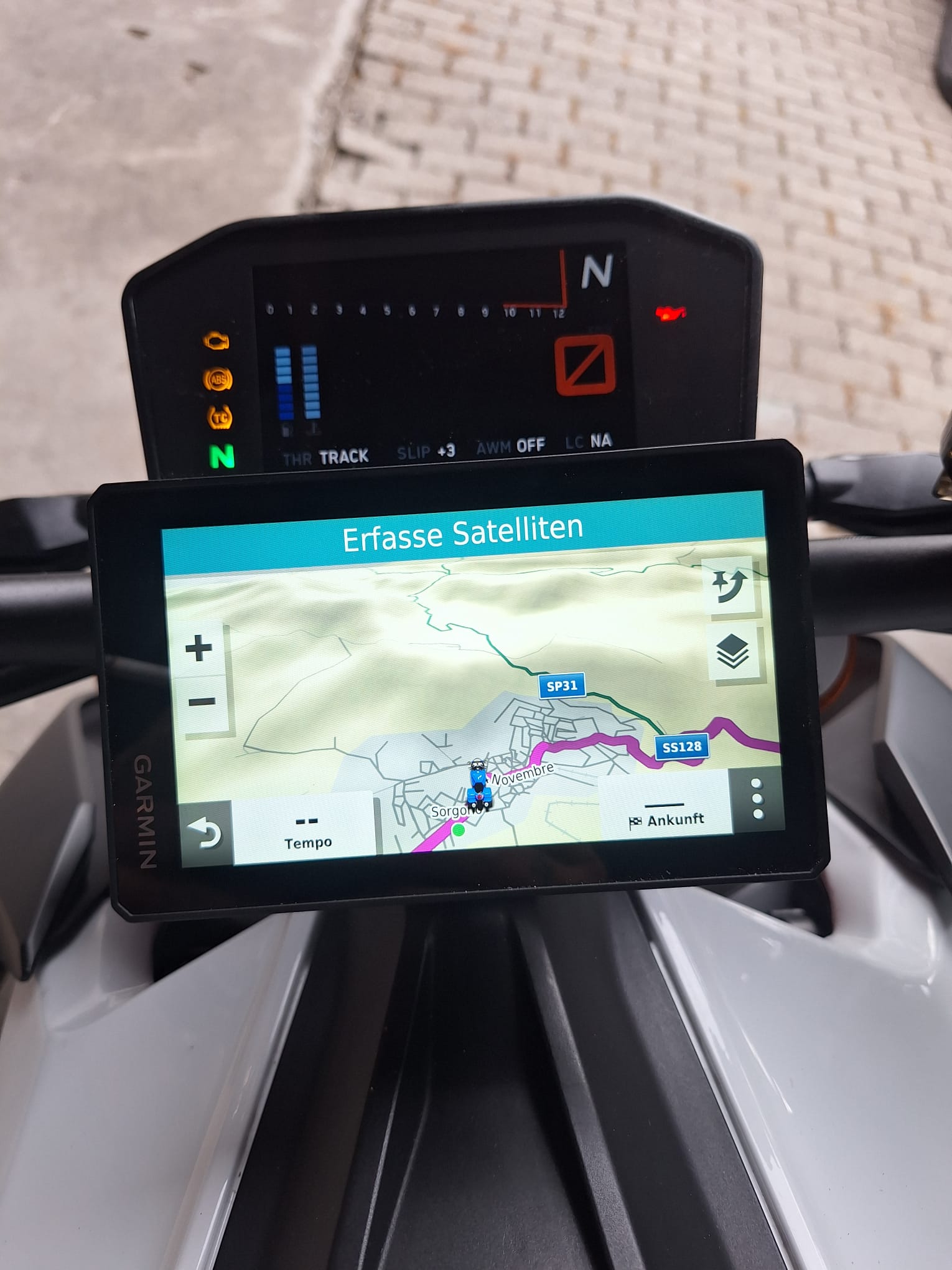 KTM 1290 Super Duke R-image-12