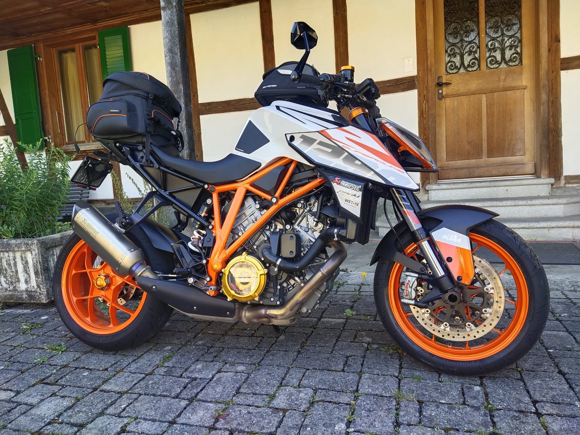 KTM 1290 Super Duke R