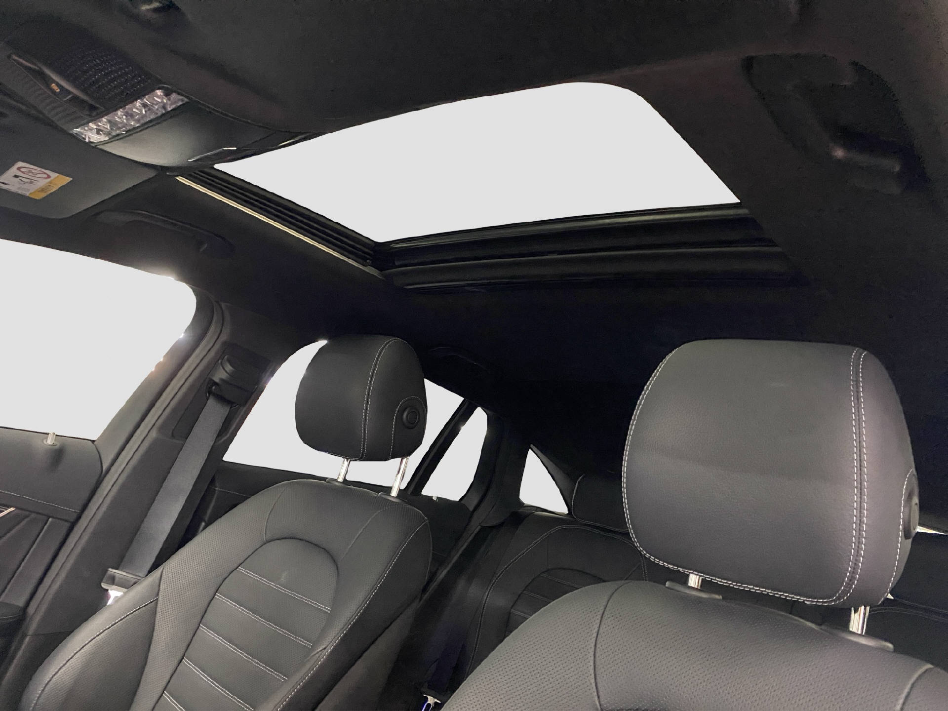 MERCEDES-BENZ EQC 400 AMG Line 4MATIC-image-11