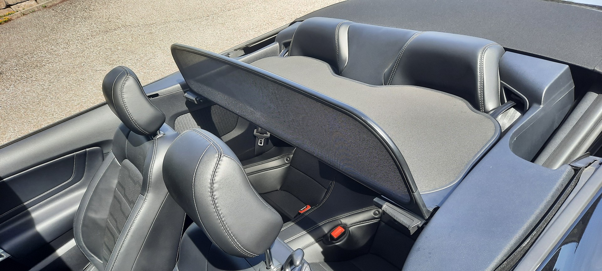 FORD Mustang Convertible 5.0 V8 GT Automat-image-5