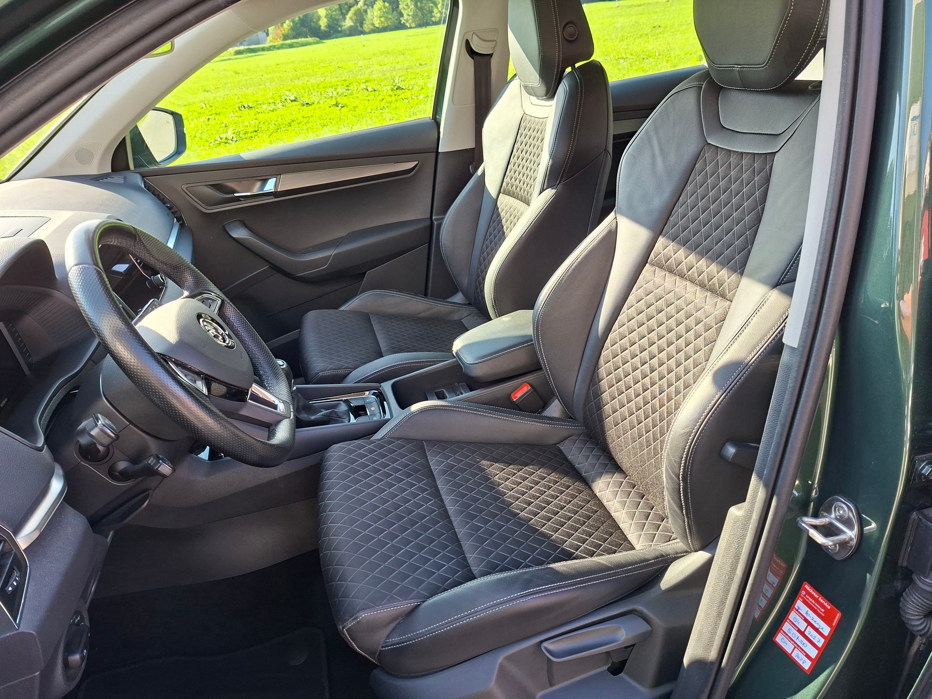 SKODA Karoq 2.0 TDI CR Ambition 4x4 *frisch ab MFK*-image-7