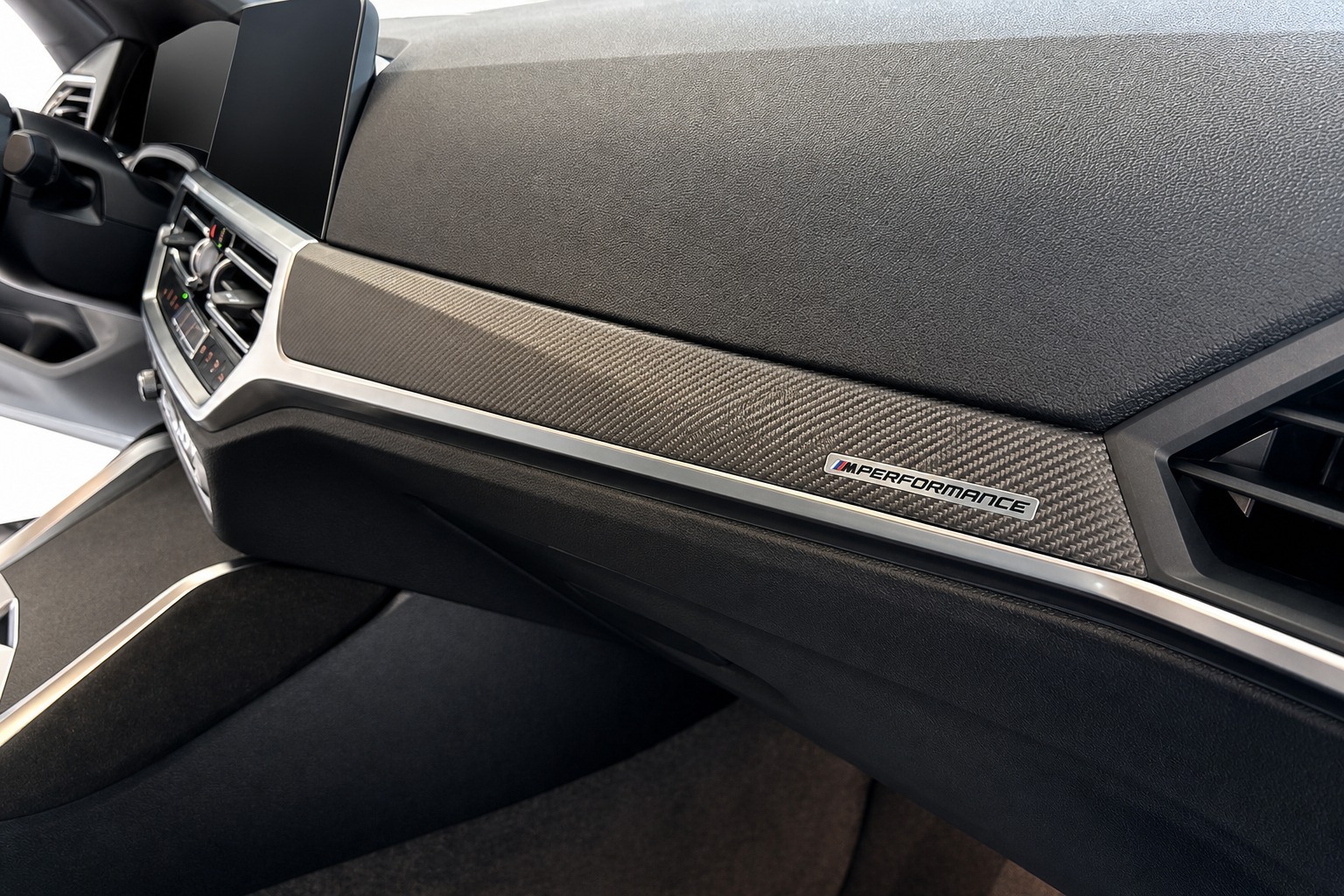 BMW M240i xDrive Steptronic M-Performance-image-30