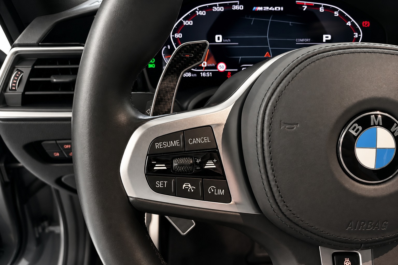 BMW M240i xDrive Steptronic M-Performance-image-17