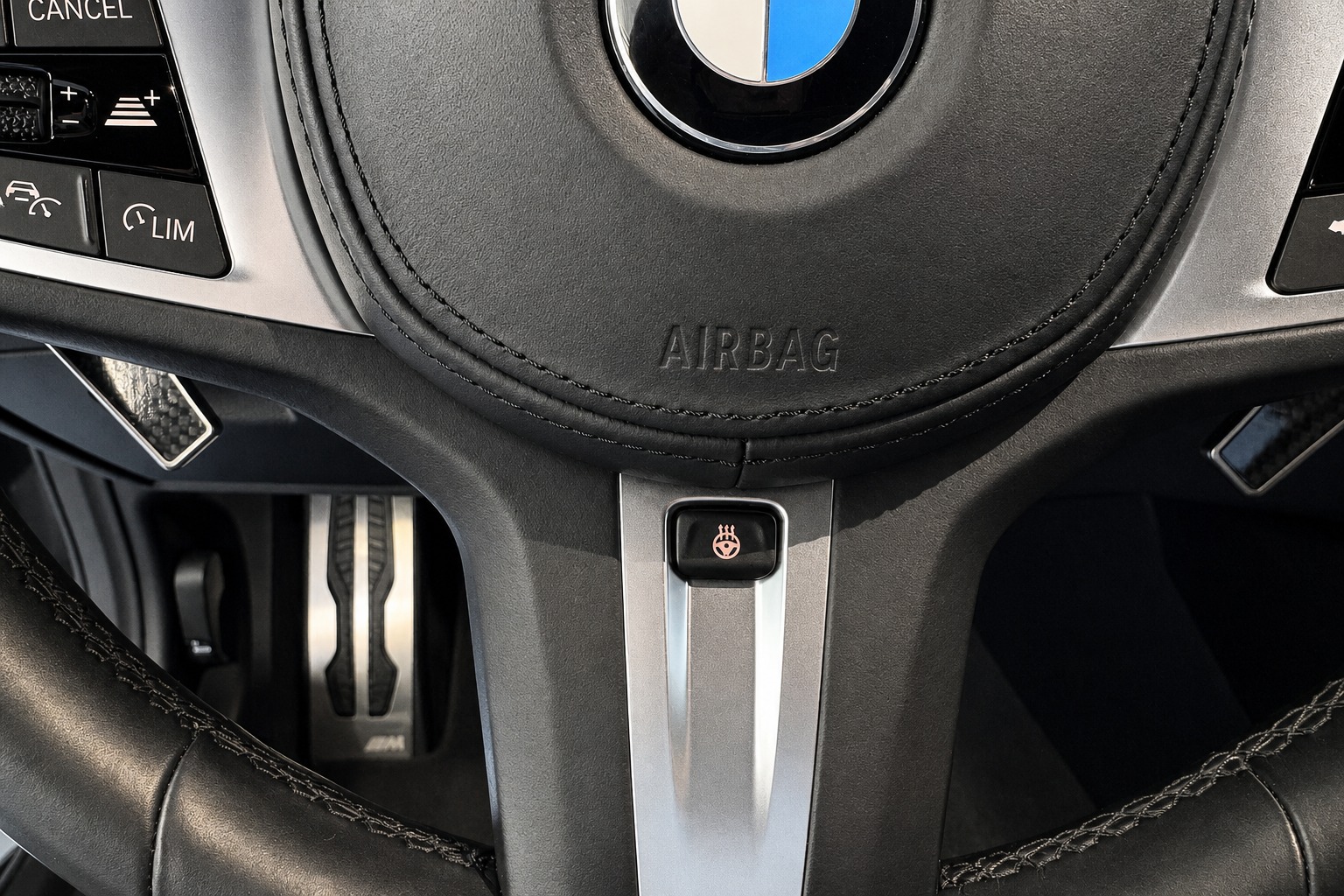 BMW M240i xDrive Steptronic M-Performance-image-19
