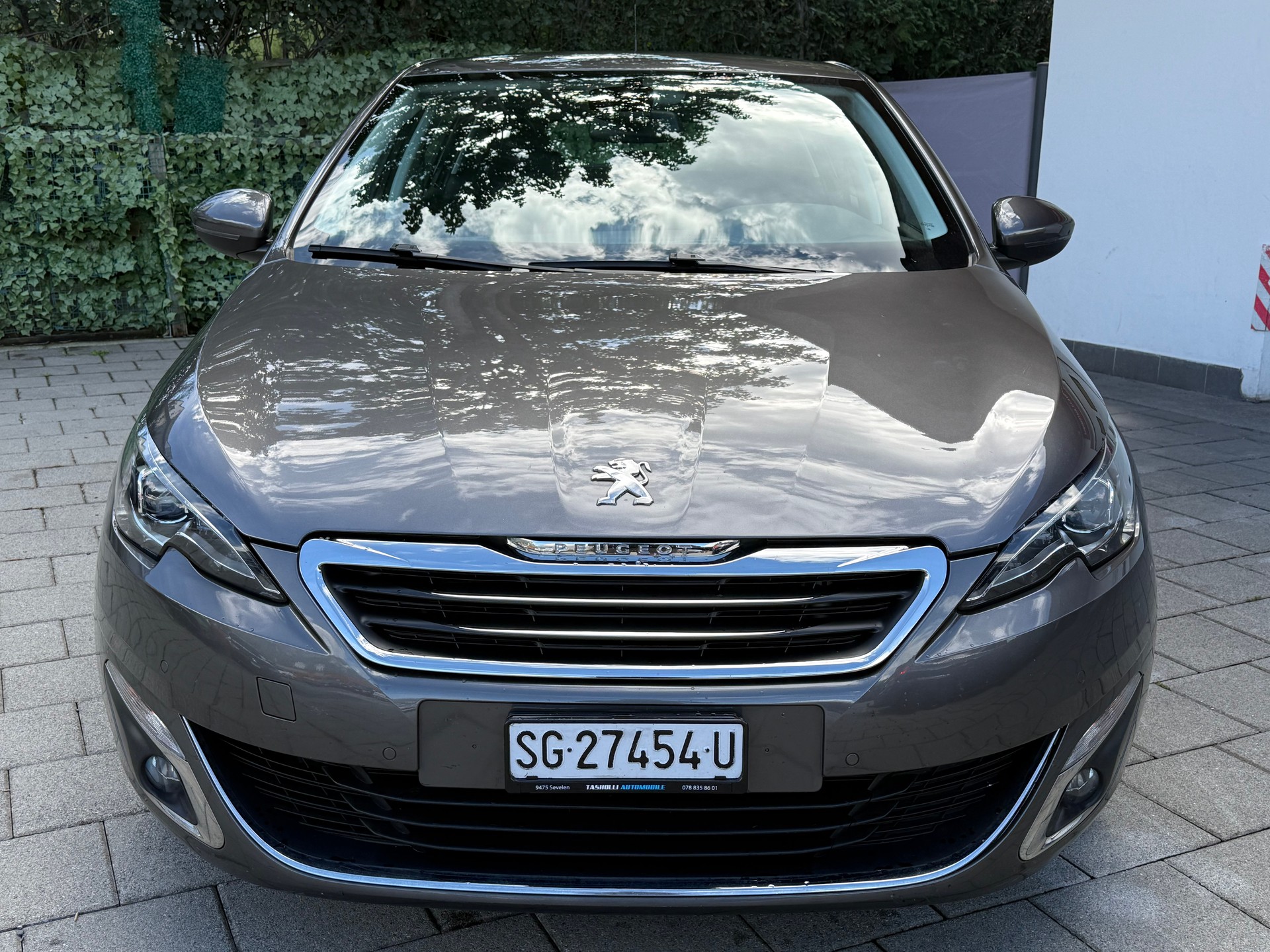 PEUGEOT 308 1.2 THP Allure Automatic-image-2