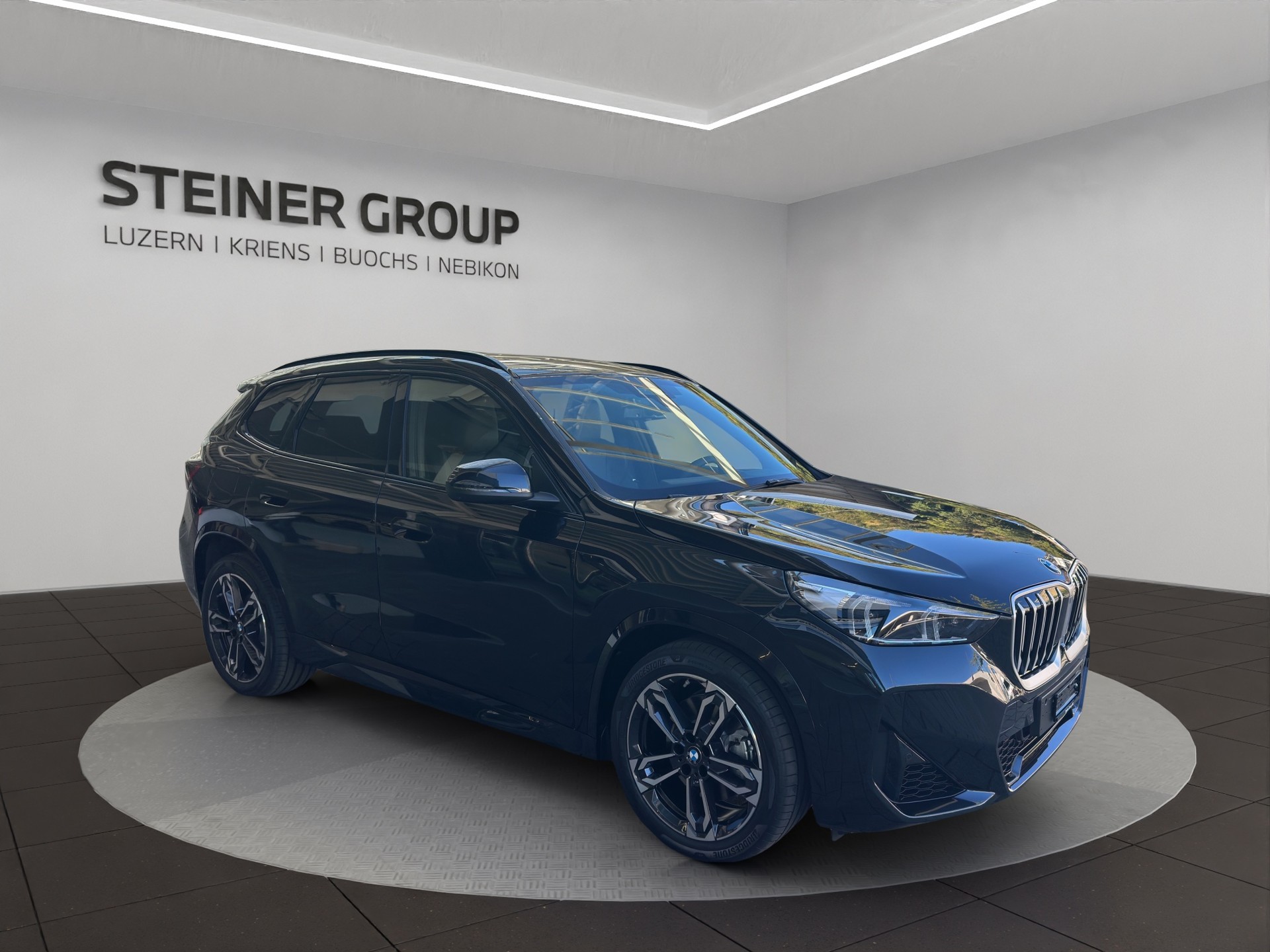 BMW X1 xDrive 23i 48V M Sport-image-2