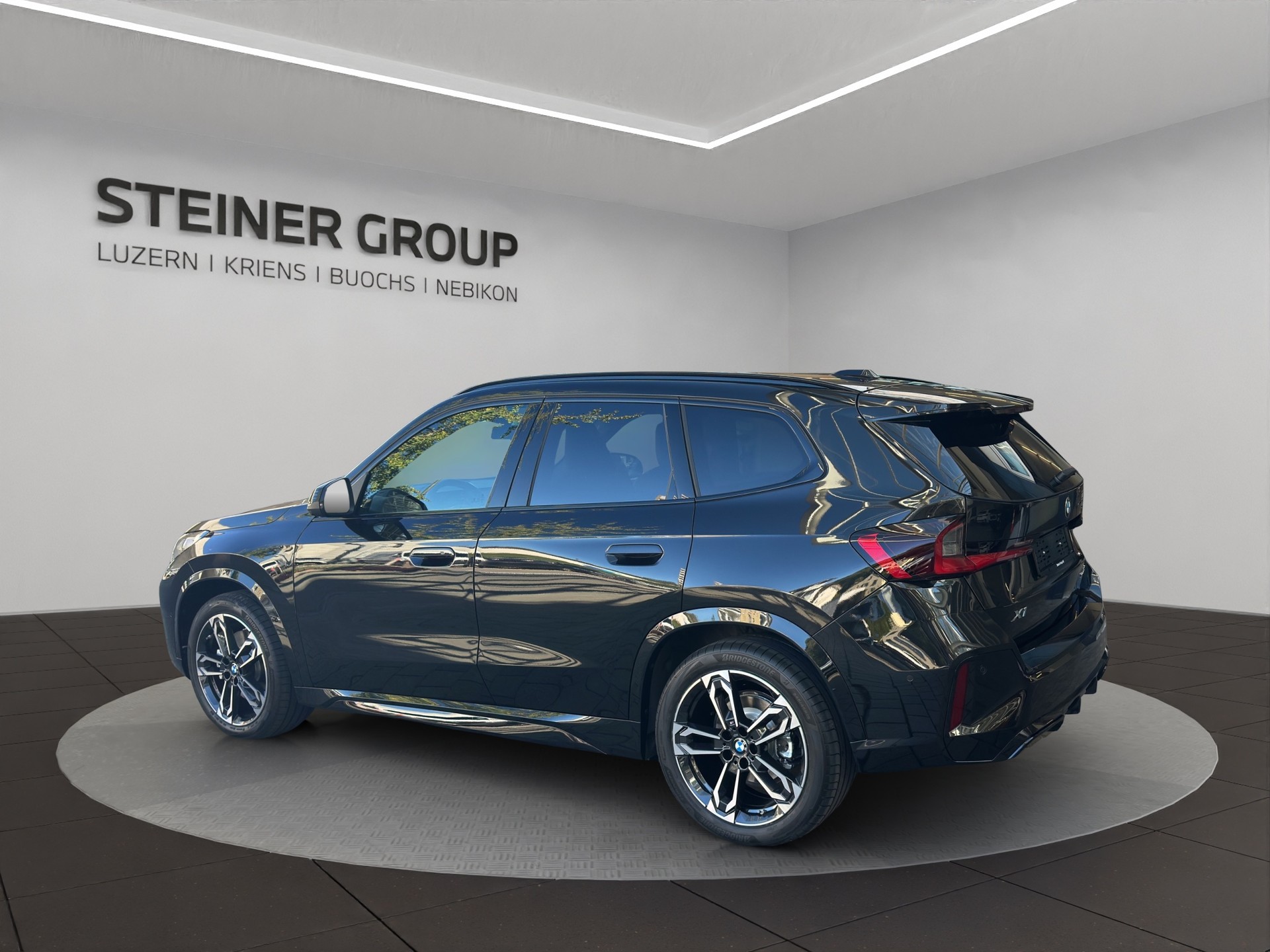 BMW X1 xDrive 23i 48V M Sport-image-6
