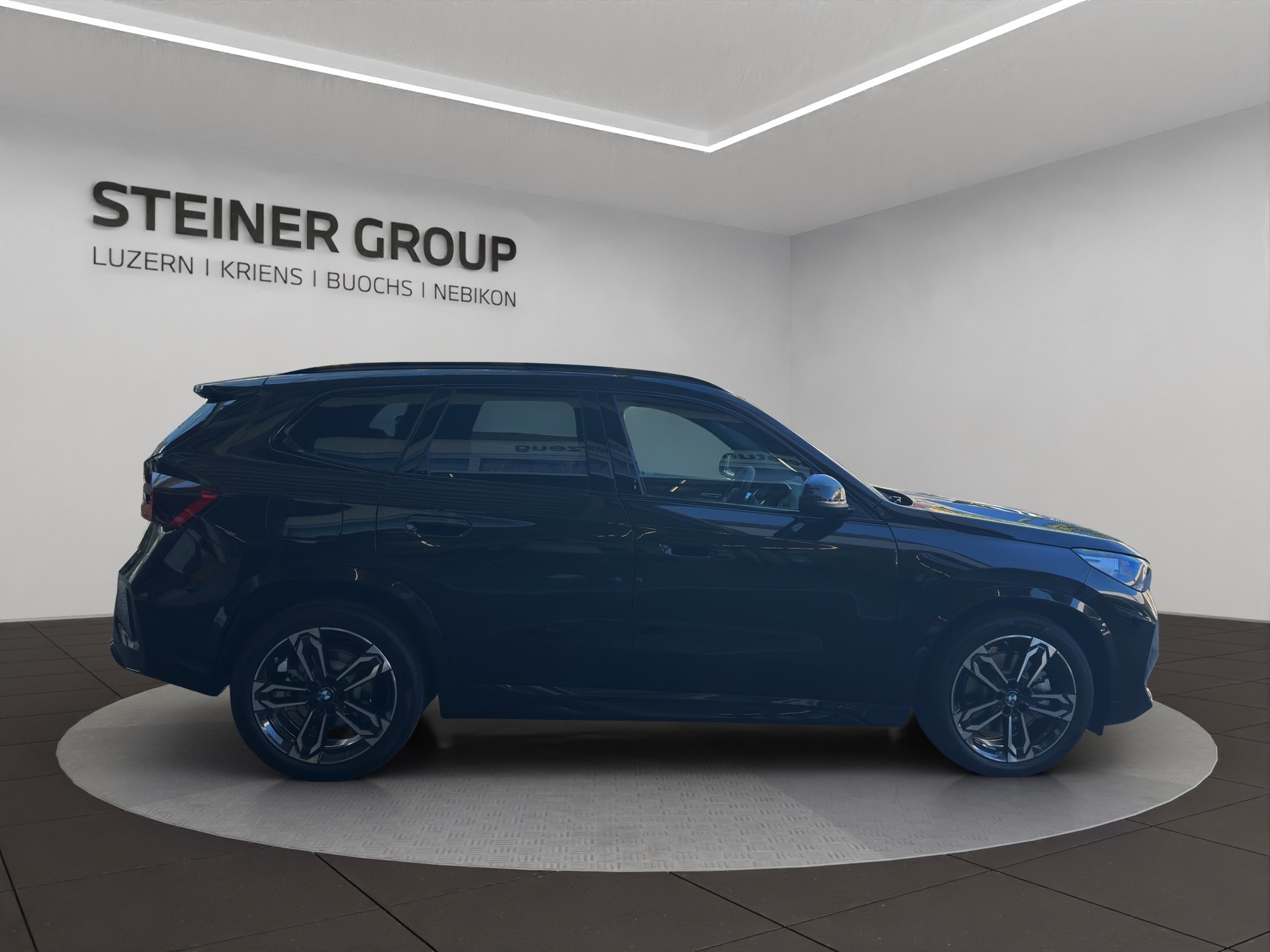 BMW X1 xDrive 23i 48V M Sport-image-3