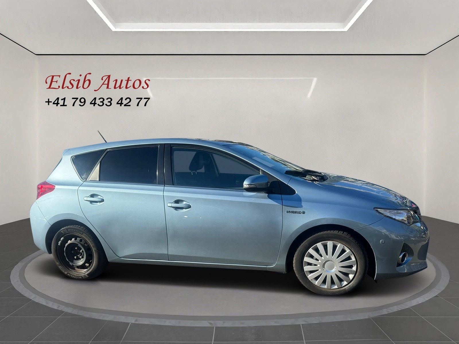 TOYOTA Auris 1.8 16V HSD Linea Sol-image-2