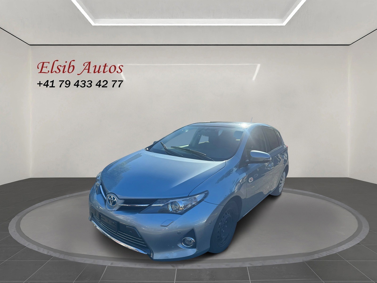 TOYOTA Auris 1.8 16V HSD Linea Sol-image-0