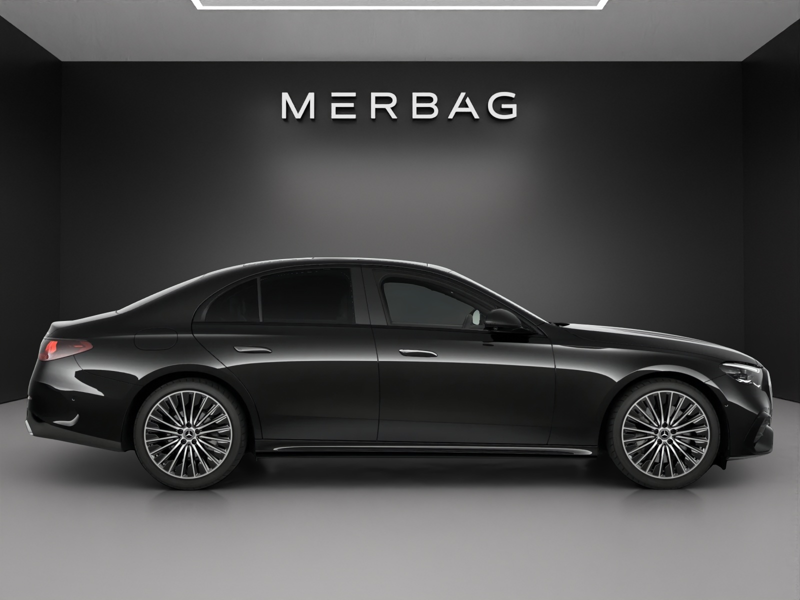 MERCEDES-BENZ E 220 d 4Matic 9G-Tronic-image-1