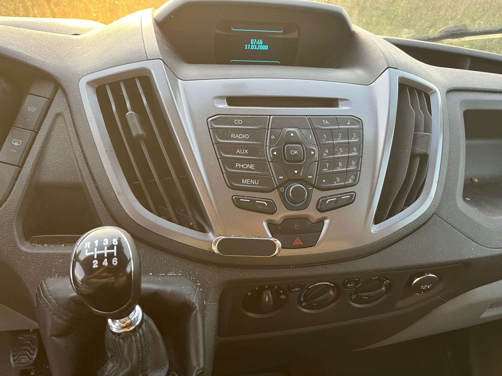FORD Transit 350 L2H2-image-11