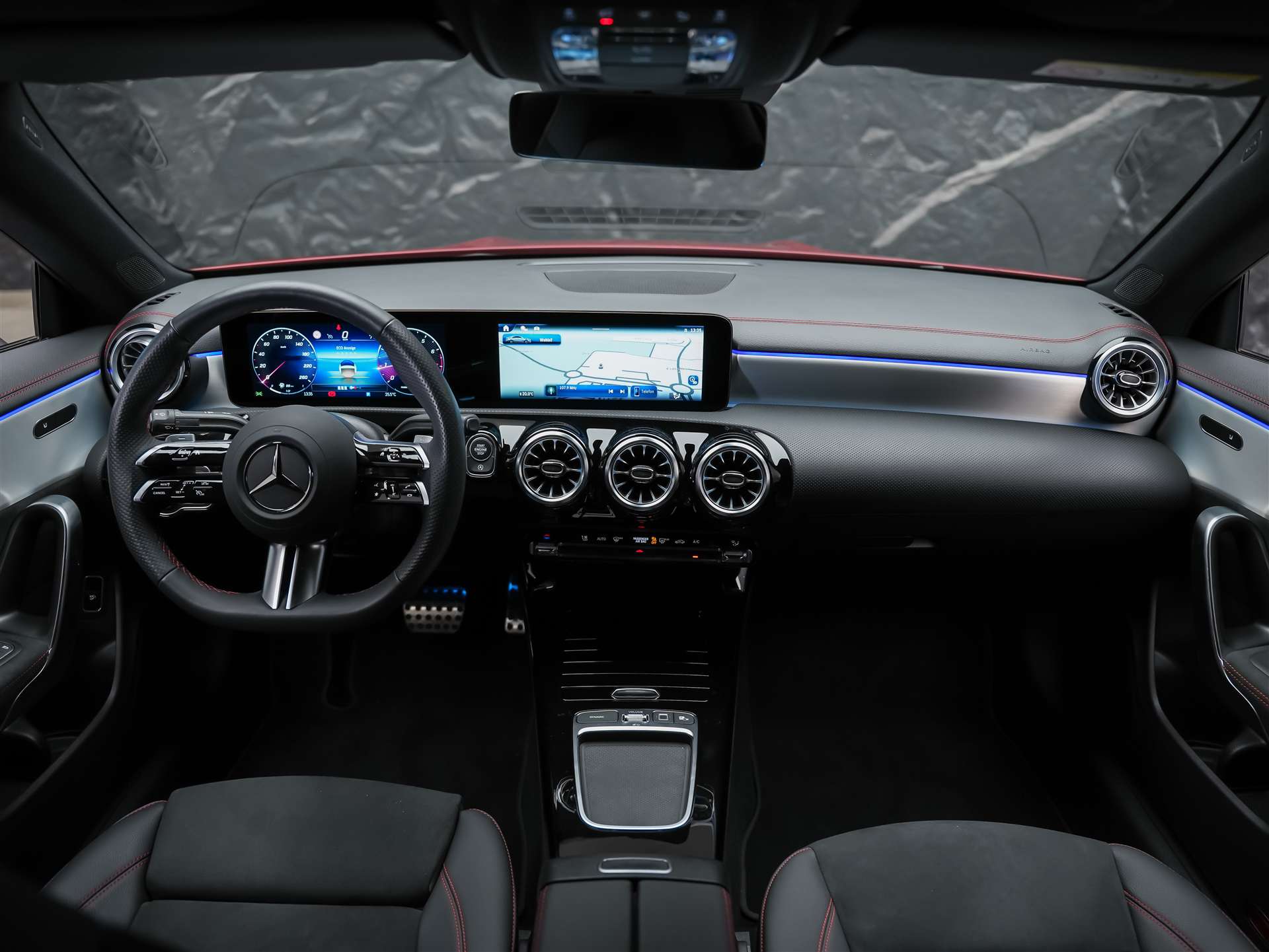 MERCEDES-BENZ CLA 200 AMG Line 7G-DCT *Facelift*Ambientebeleuchtung*Assistenten*-image-17