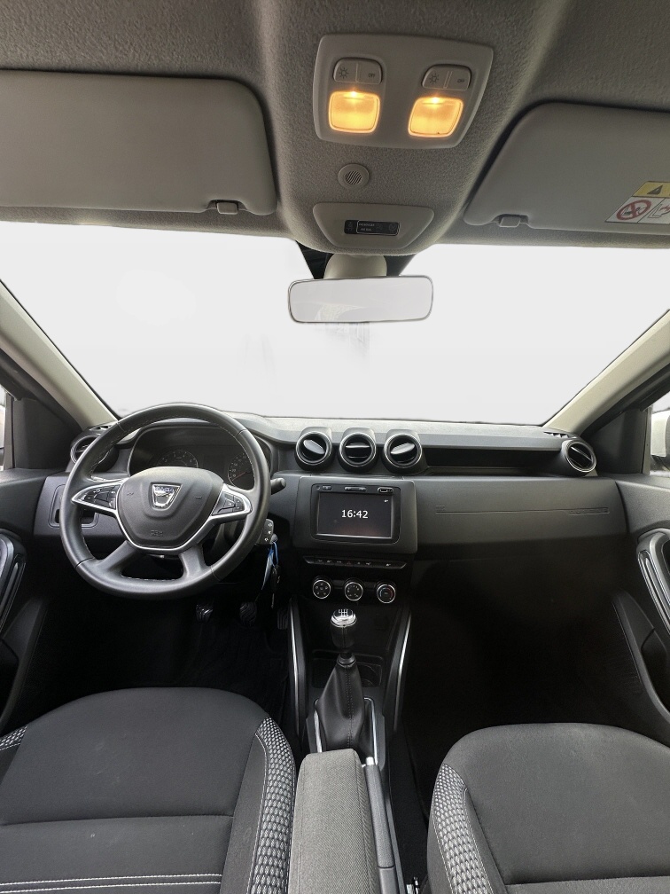 DACIA Duster 1.6 Prestige 4WD-image-7