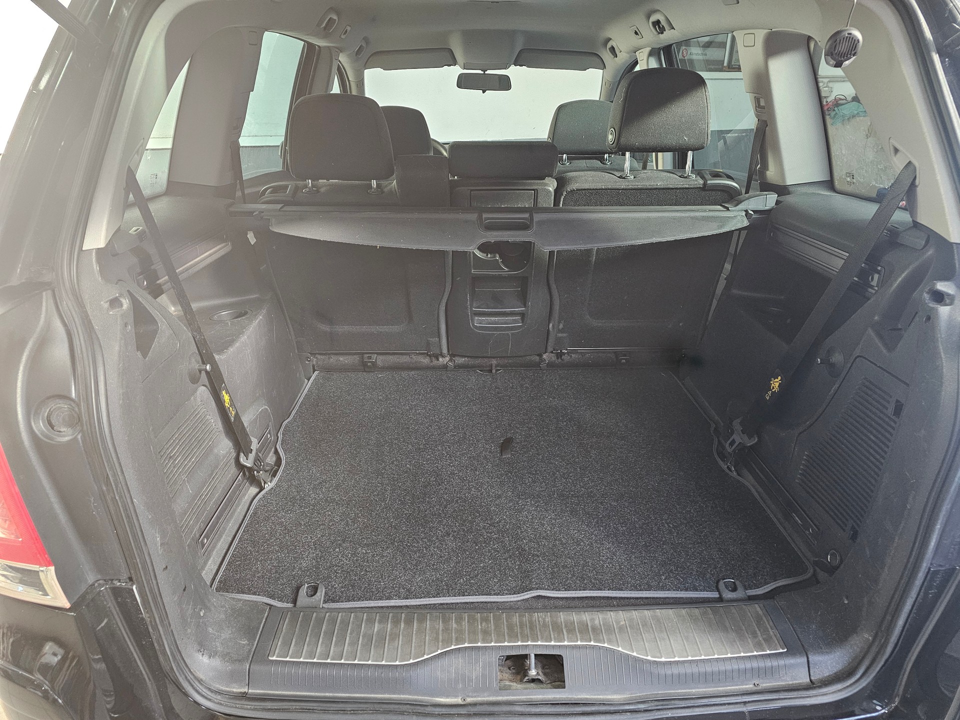 OPEL Zafira 2.2i 16V Enjoy Automatic-image-5