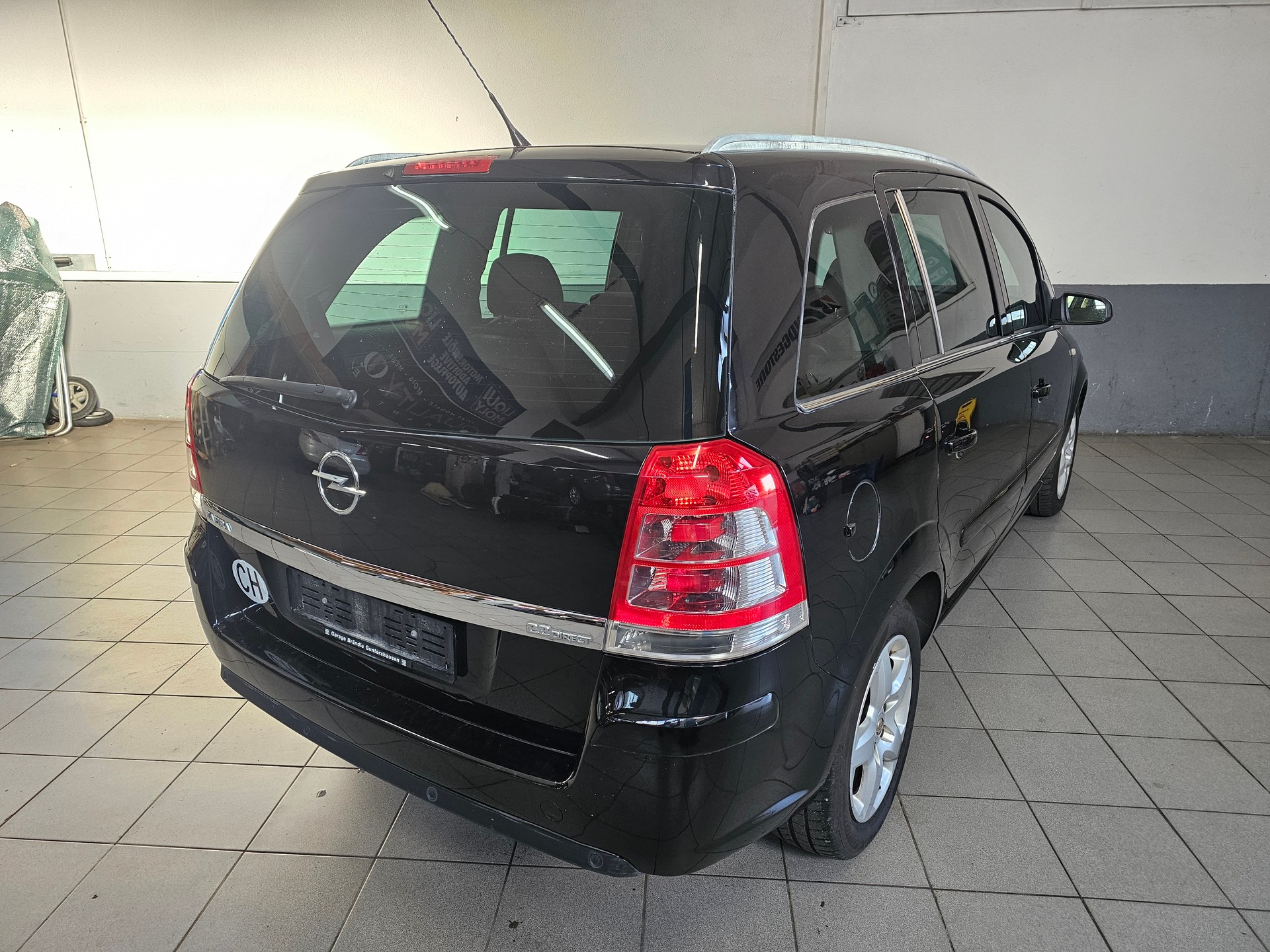 OPEL Zafira 2.2i 16V Enjoy Automatic-image-7