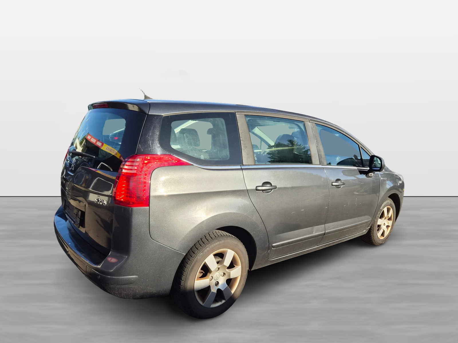 PEUGEOT 5008 1.6 16V T Sport Pack-showroom-element-1