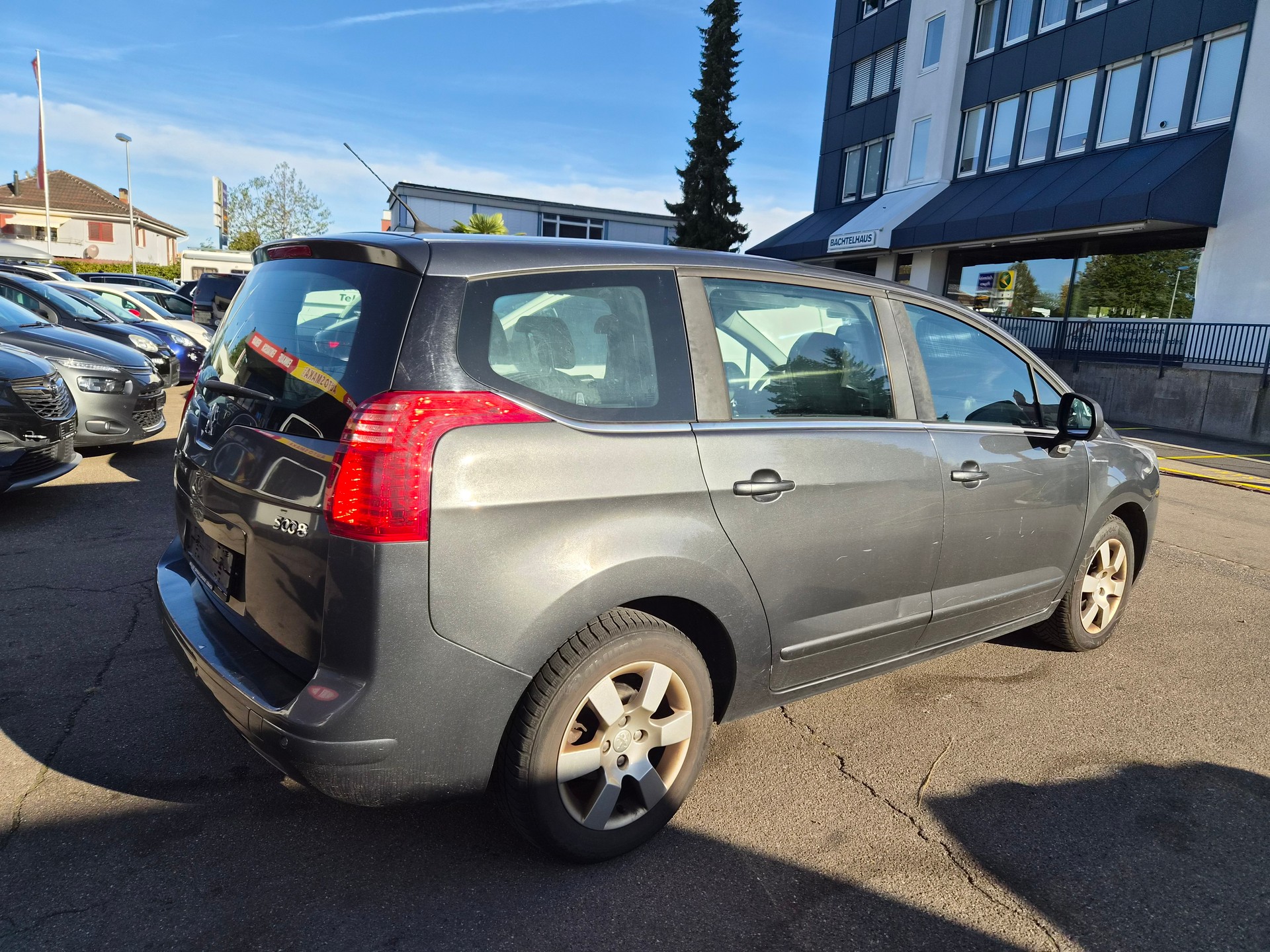 PEUGEOT 5008 1.6 16V T Sport Pack-image-1