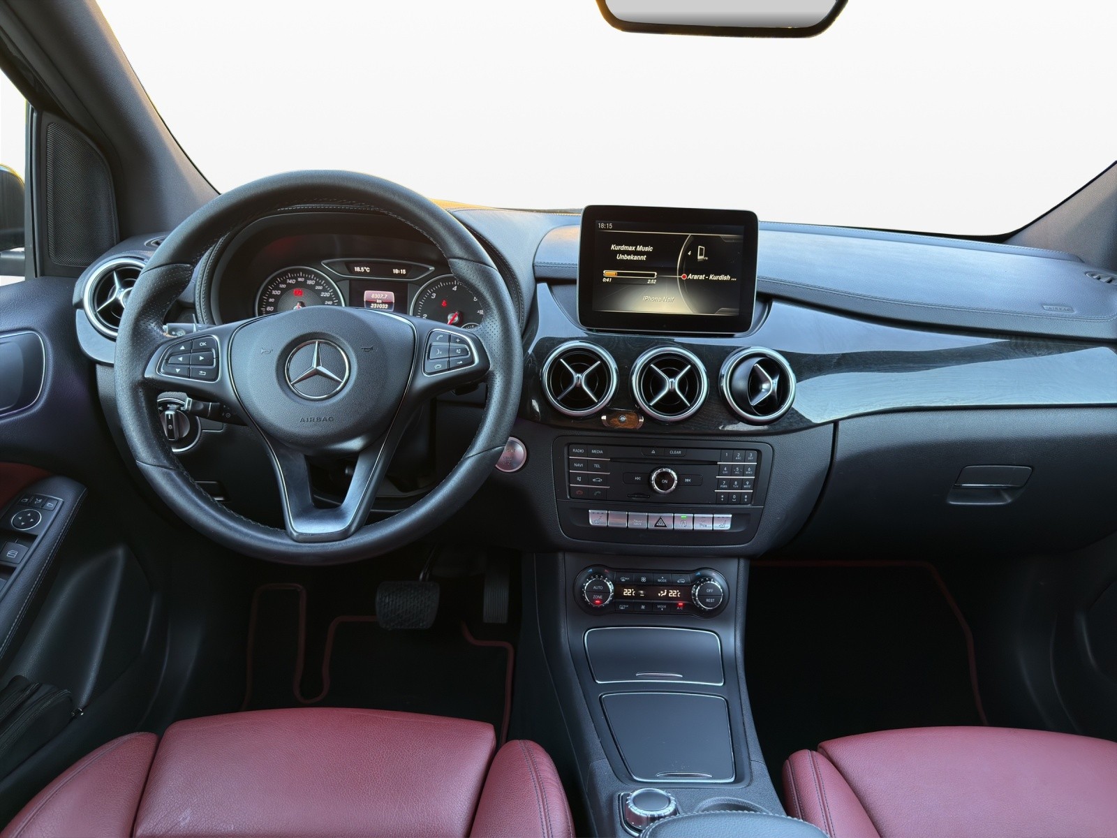 MERCEDES-BENZ B 220 CDI Swiss Star Edition Urban 4Matic 7G-DCT-image-9