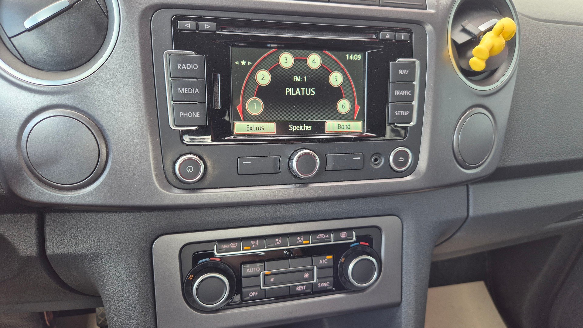 VW Amarok 2.0 BiTDI Highline 4Motion permanent A-image-10