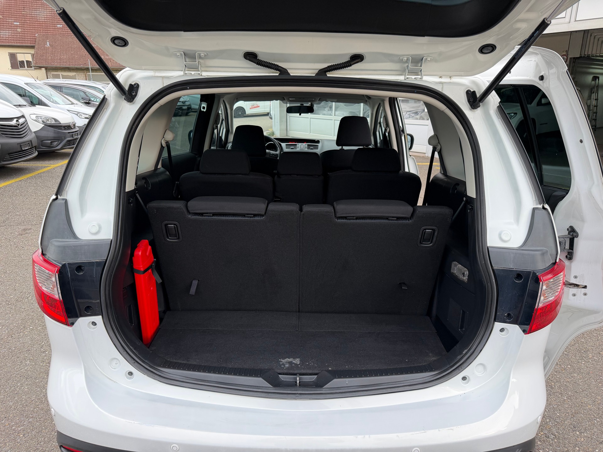 MAZDA 5 2.0 16V Sport Activematic-image-13
