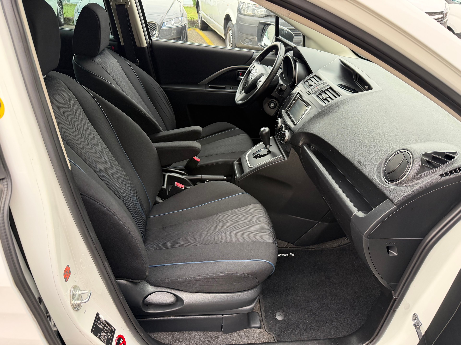 MAZDA 5 2.0 16V Sport Activematic-image-11