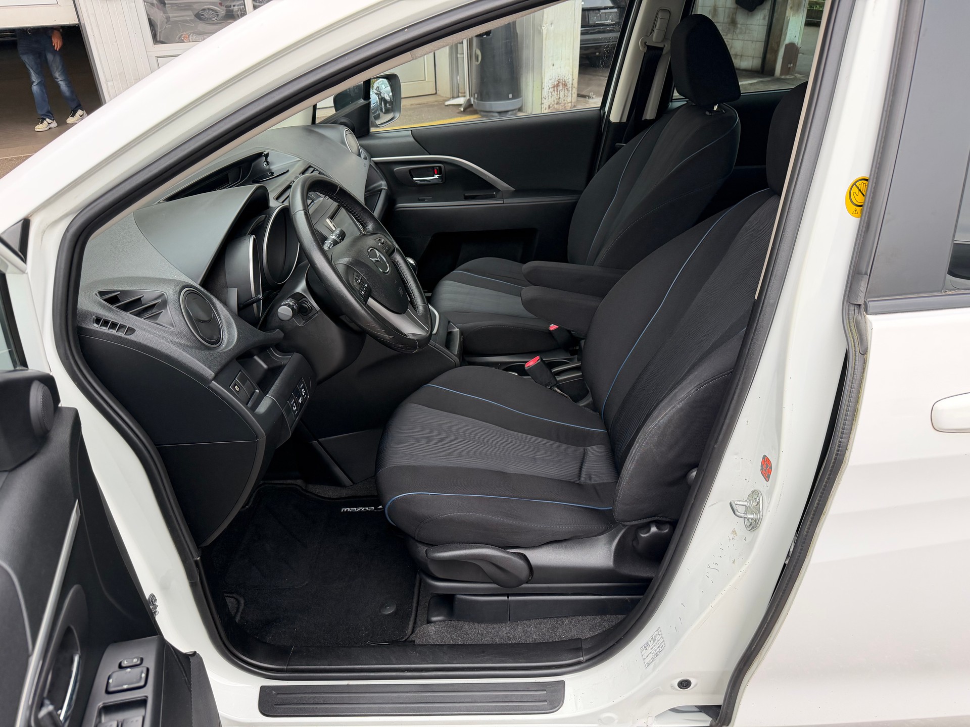 MAZDA 5 2.0 16V Sport Activematic-image-8
