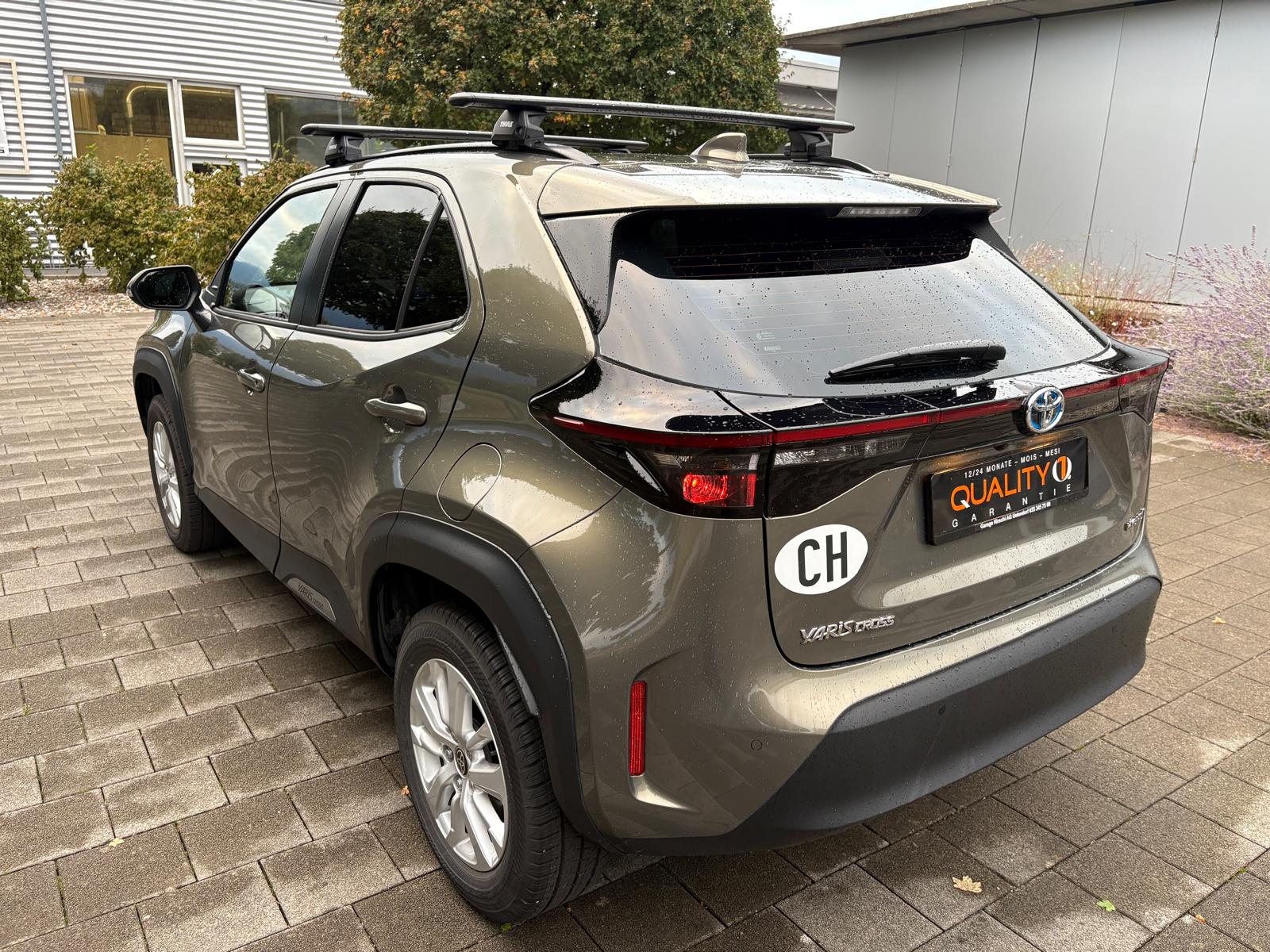 TOYOTA Yaris Cross 1.5 Comfort e-CVT-image-2