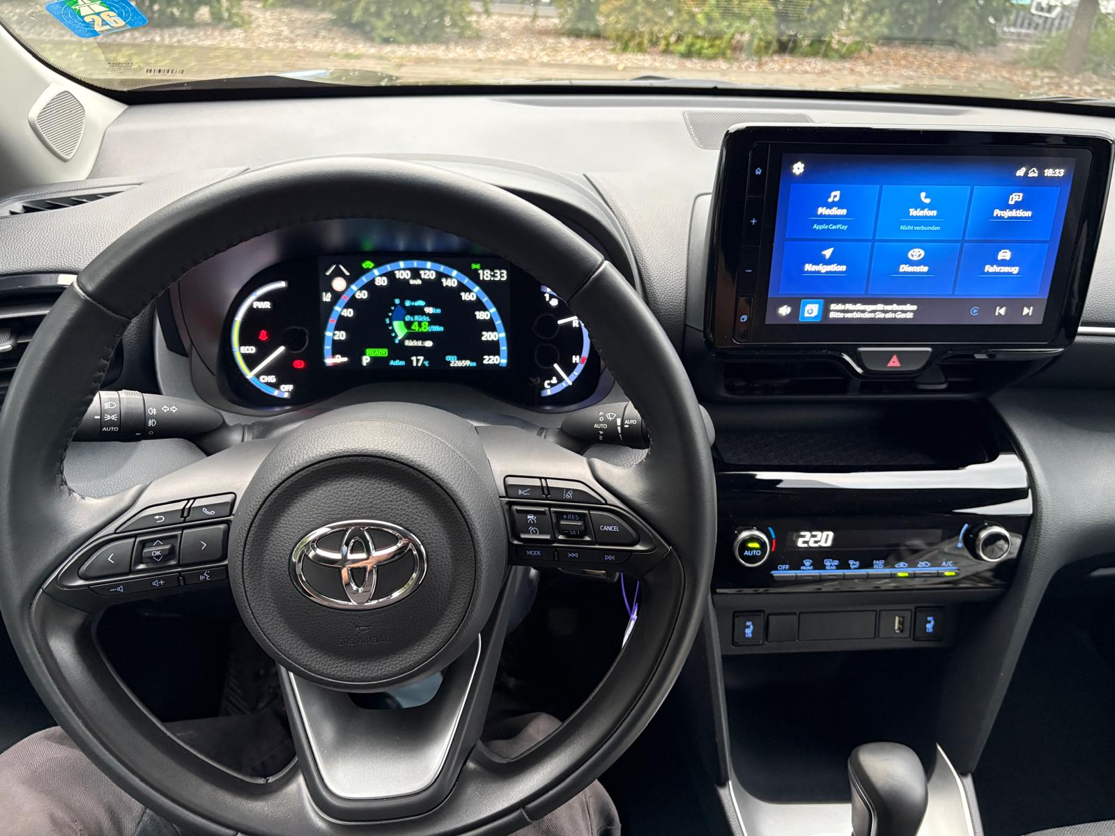 TOYOTA Yaris Cross 1.5 Comfort e-CVT-image-5