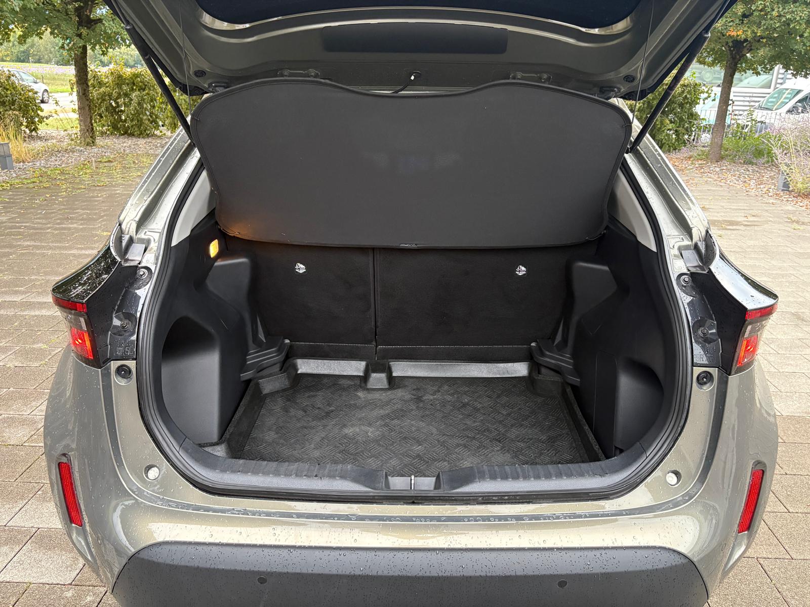 TOYOTA Yaris Cross 1.5 Comfort e-CVT-image-4