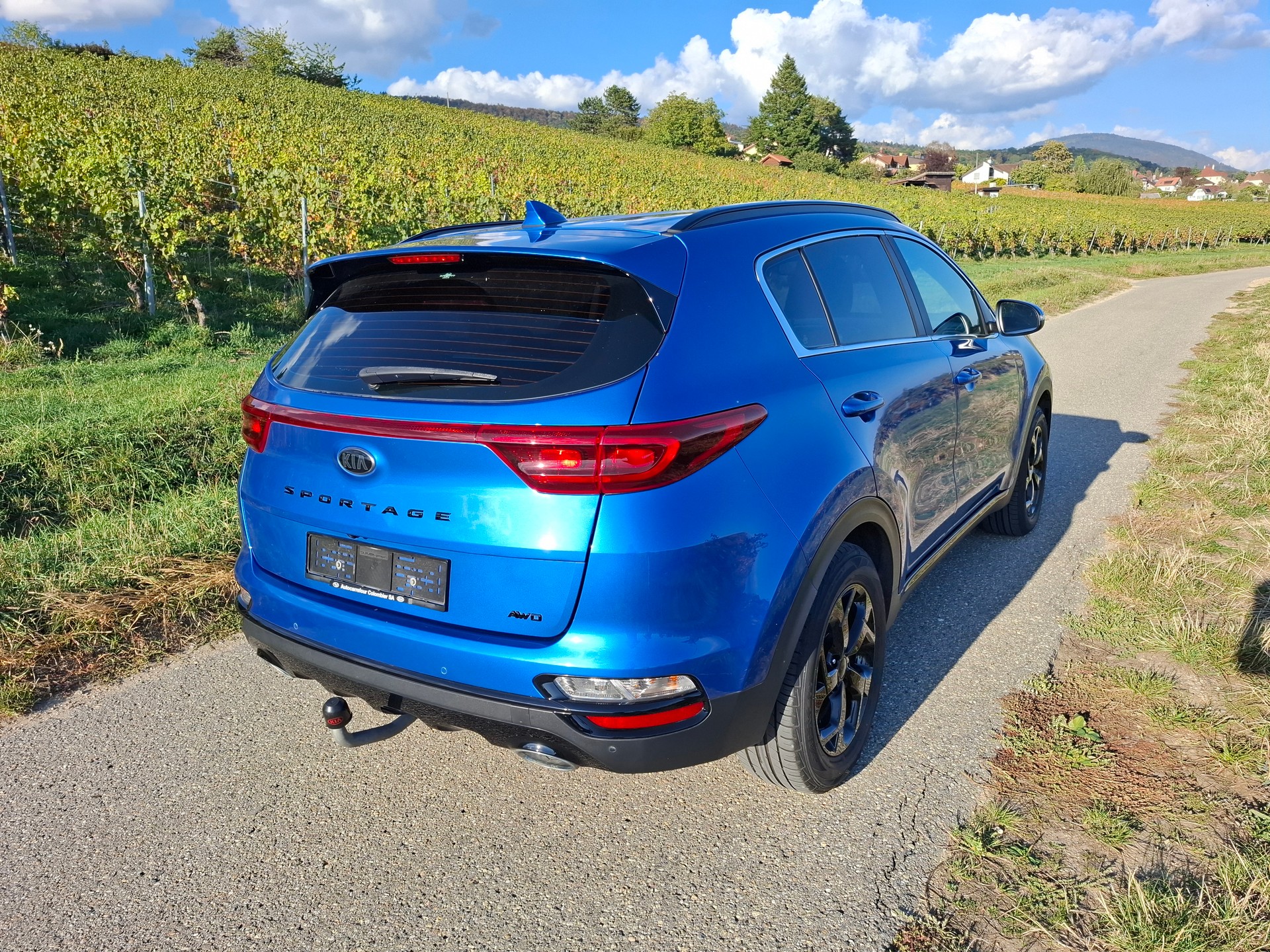 KIA Sportage 1.6 T-GDi Black Edition 4WD Automat-image-1