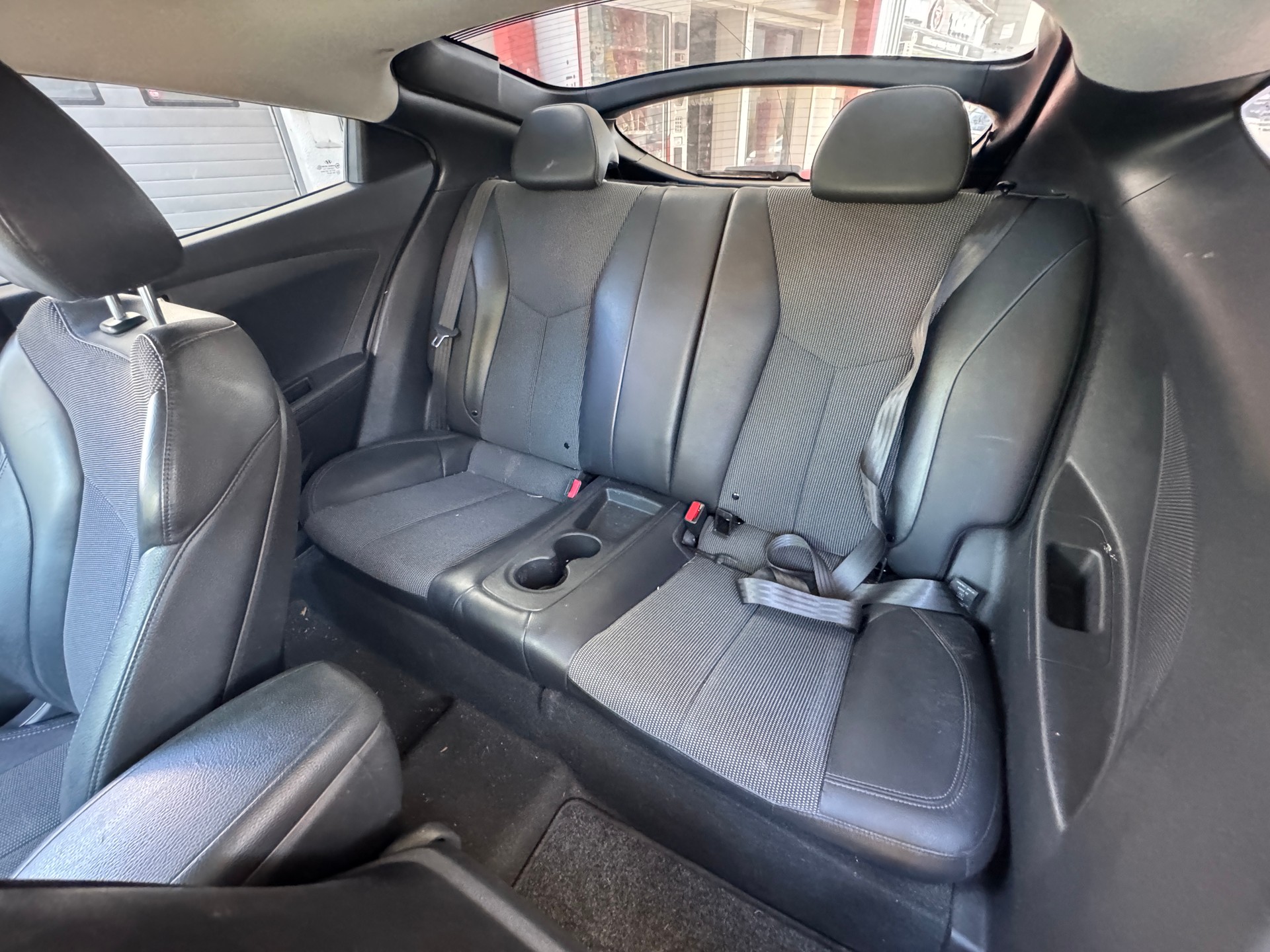 HYUNDAI Veloster 1.6 GDI DCT-image-8