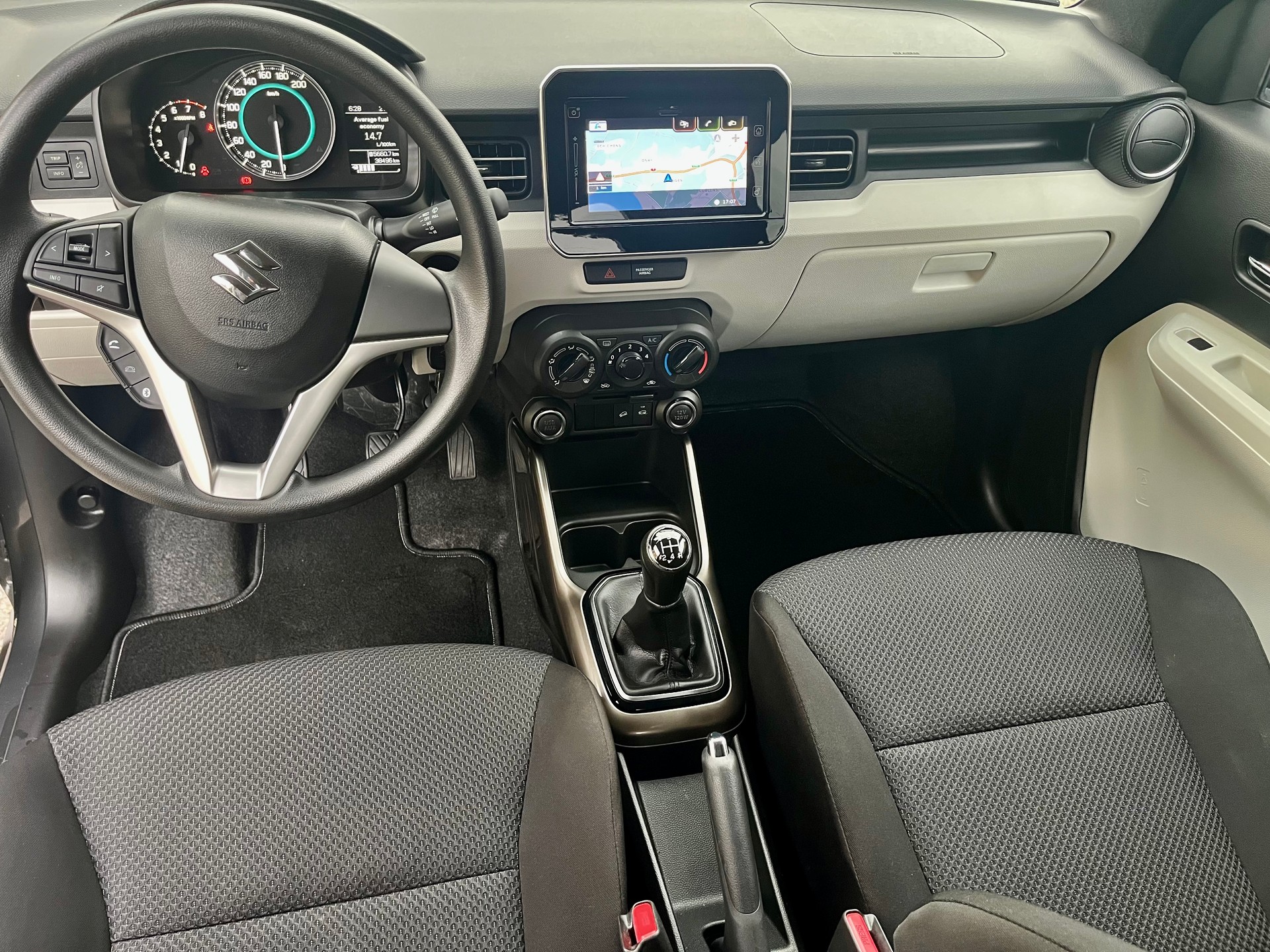 SUZUKI Ignis 1.2i Compact Top Hybrid 4x4-image-9